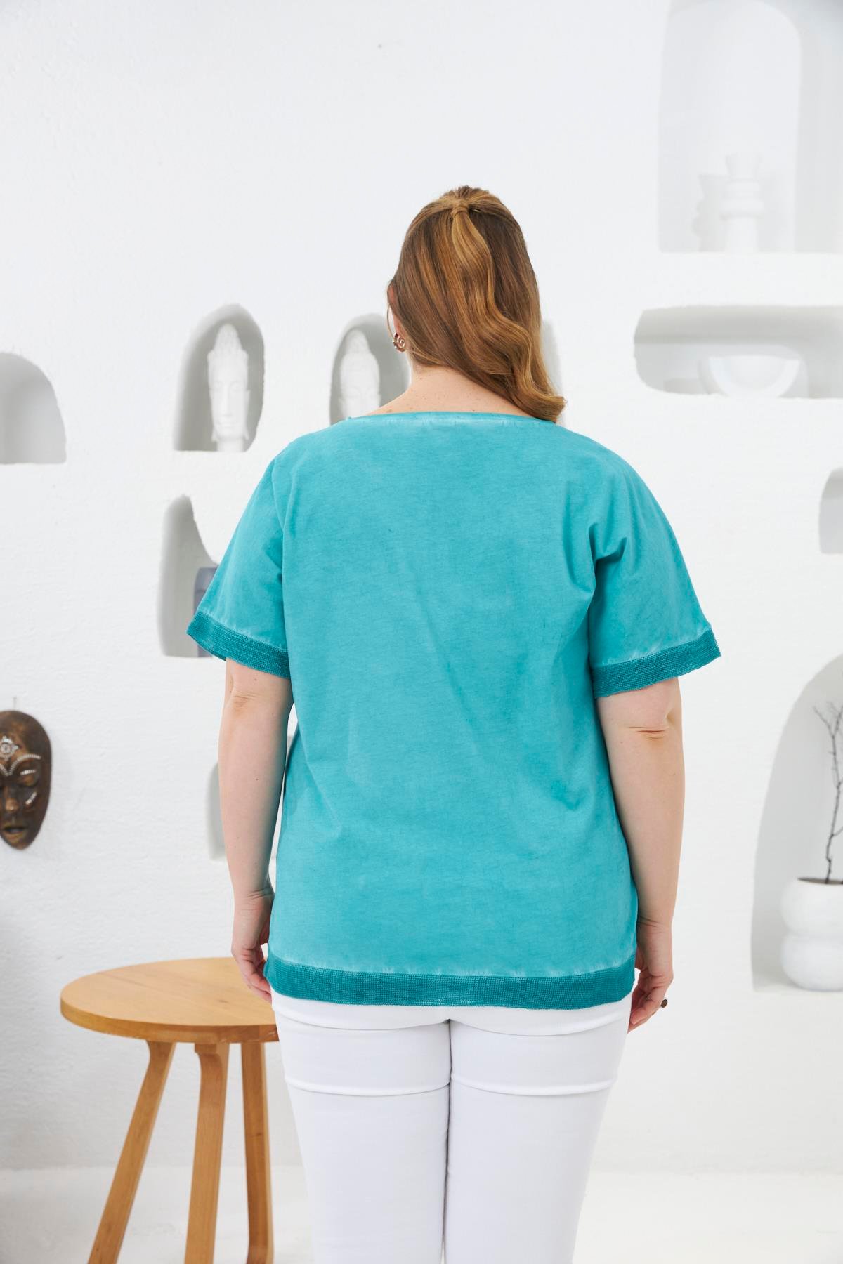 Pul Payet İşlemeli Büyük Beden Boyamalı Tişört Turkuaz