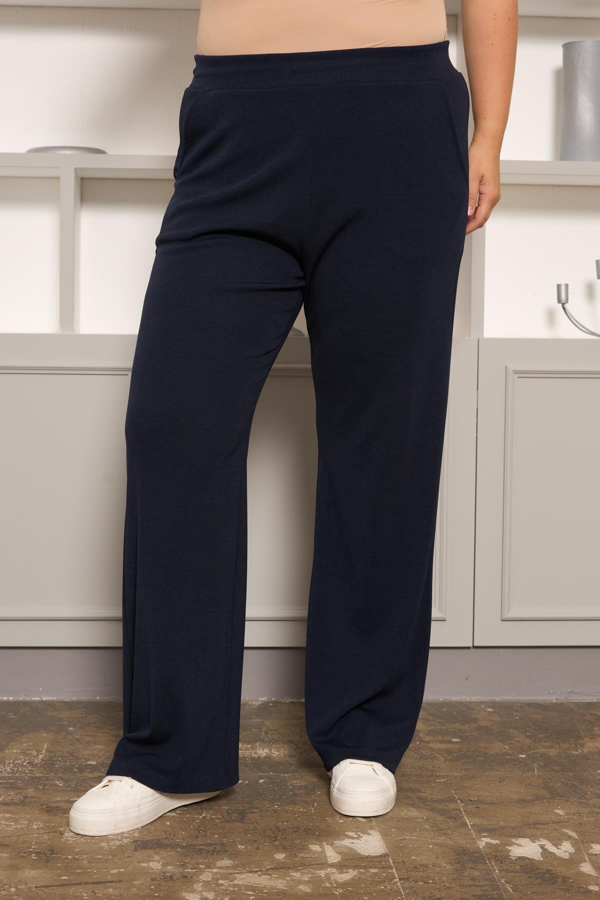 Rahat Kesim Basic Pantolon Lacivert