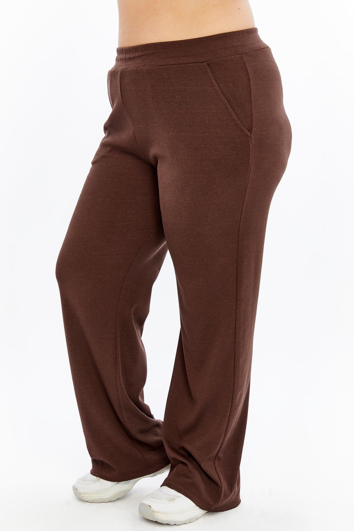 Rahat Kesim Büyük Beden Basic Pantolon Kahve