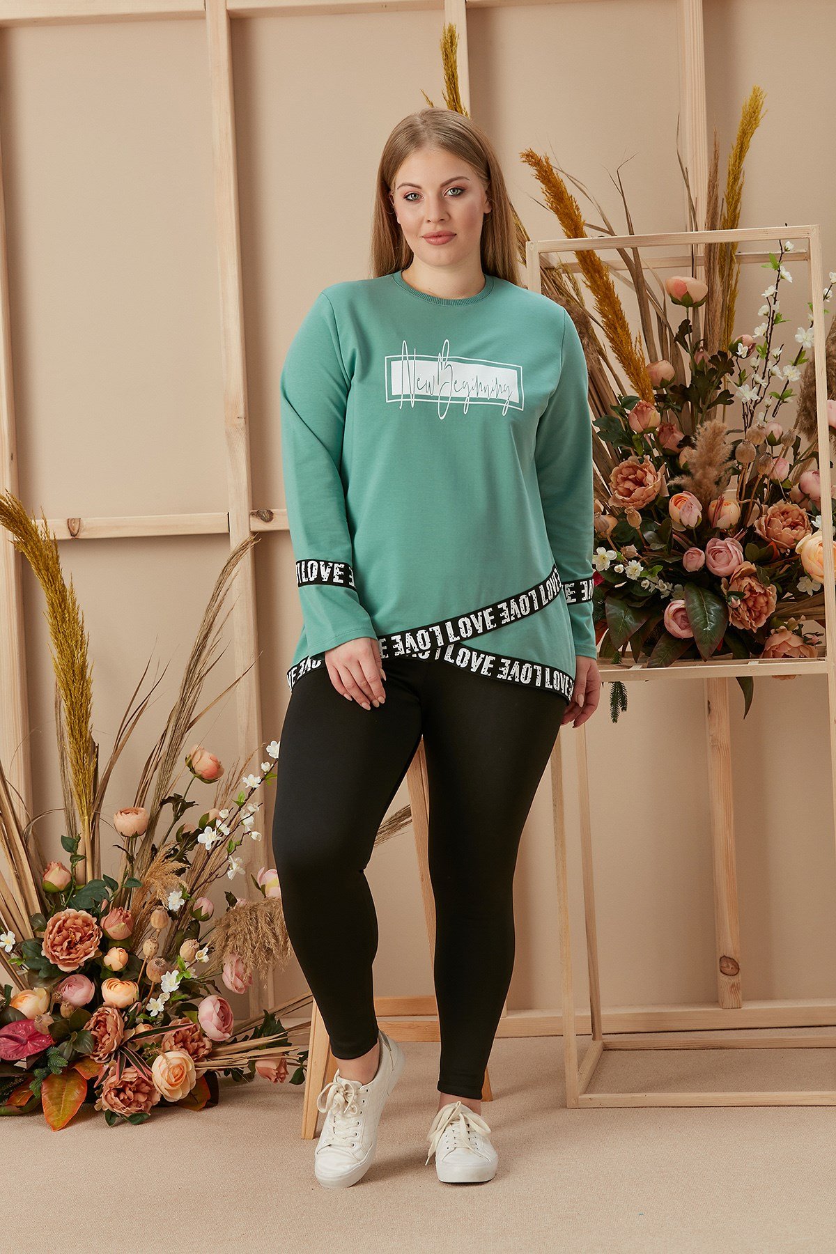 Rmg Asimetrik Şerit Detaylı Baskılı Büyük Beden Yosun Sweatshirt