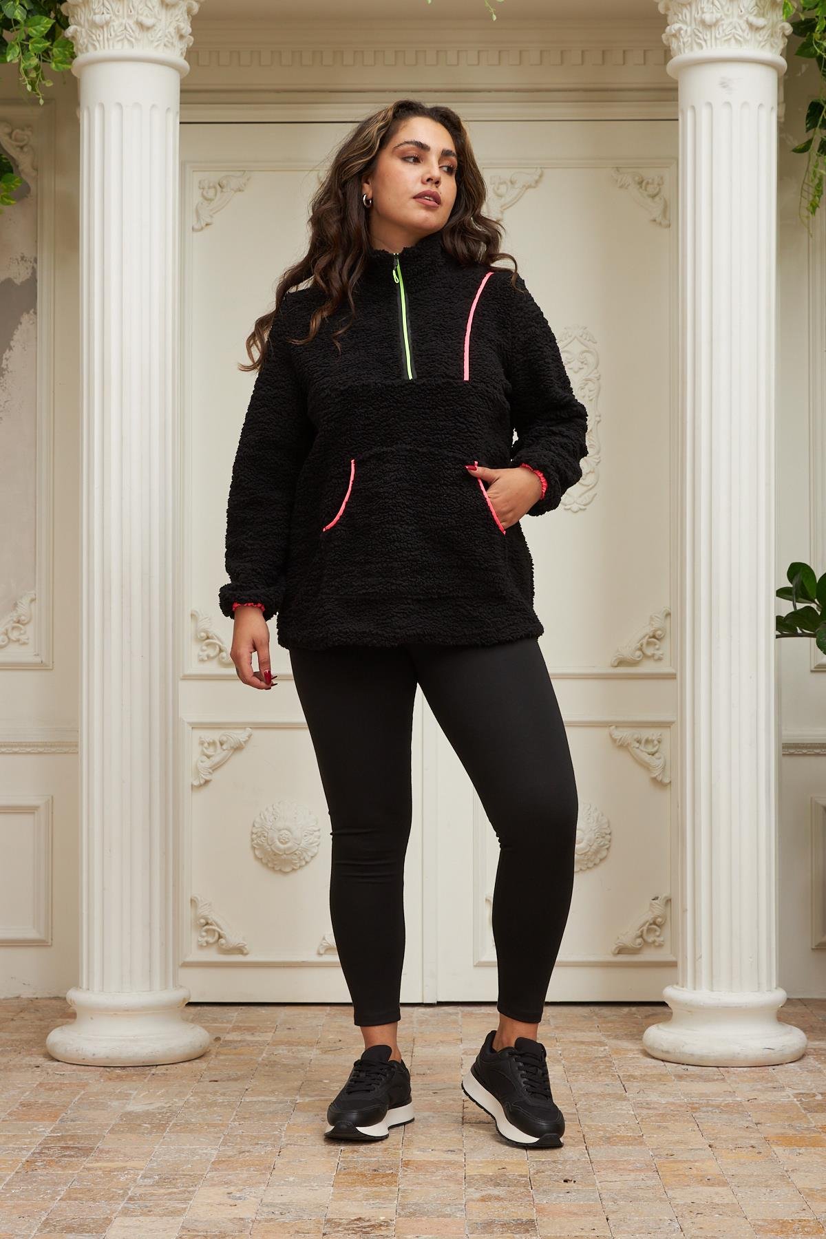 Rmg Biye Detaylı Büyük Beden Siyah Kıvırcık Sweatshirt