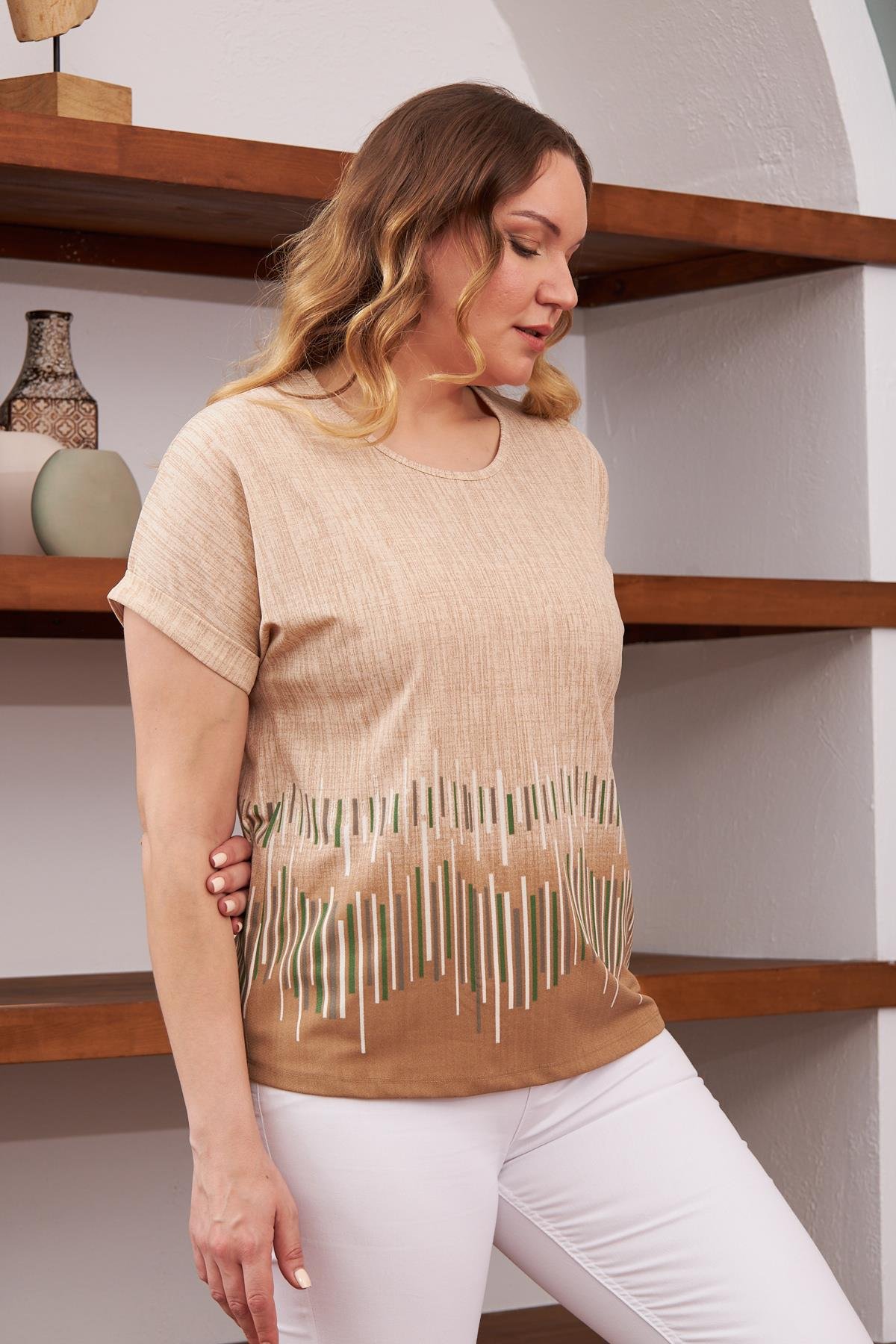 Rmg Eteği Desenli Büyük Beden Vizon Tişört