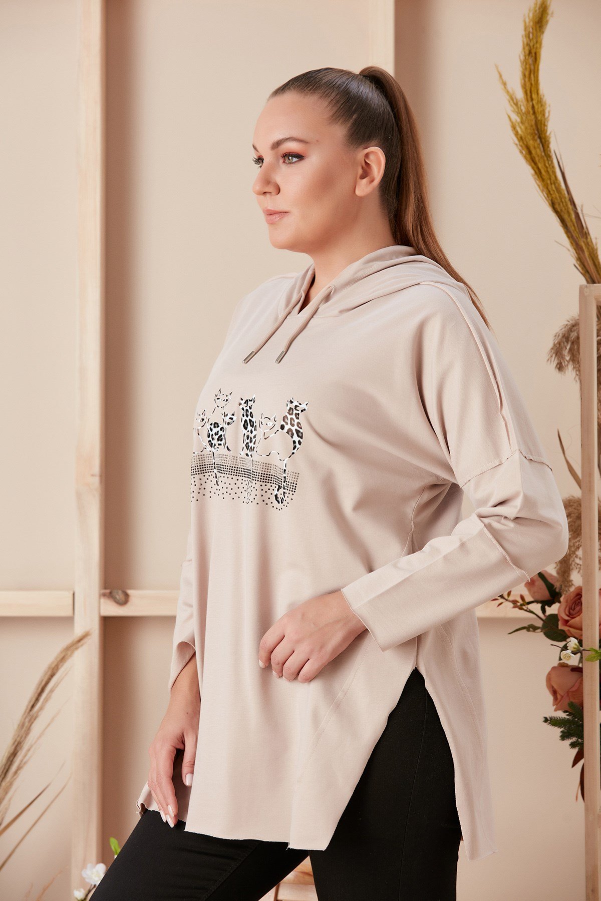 Rmg Kedi Figürlü Taş İşlemeli Büyük Beden Vizon Sweatshirt