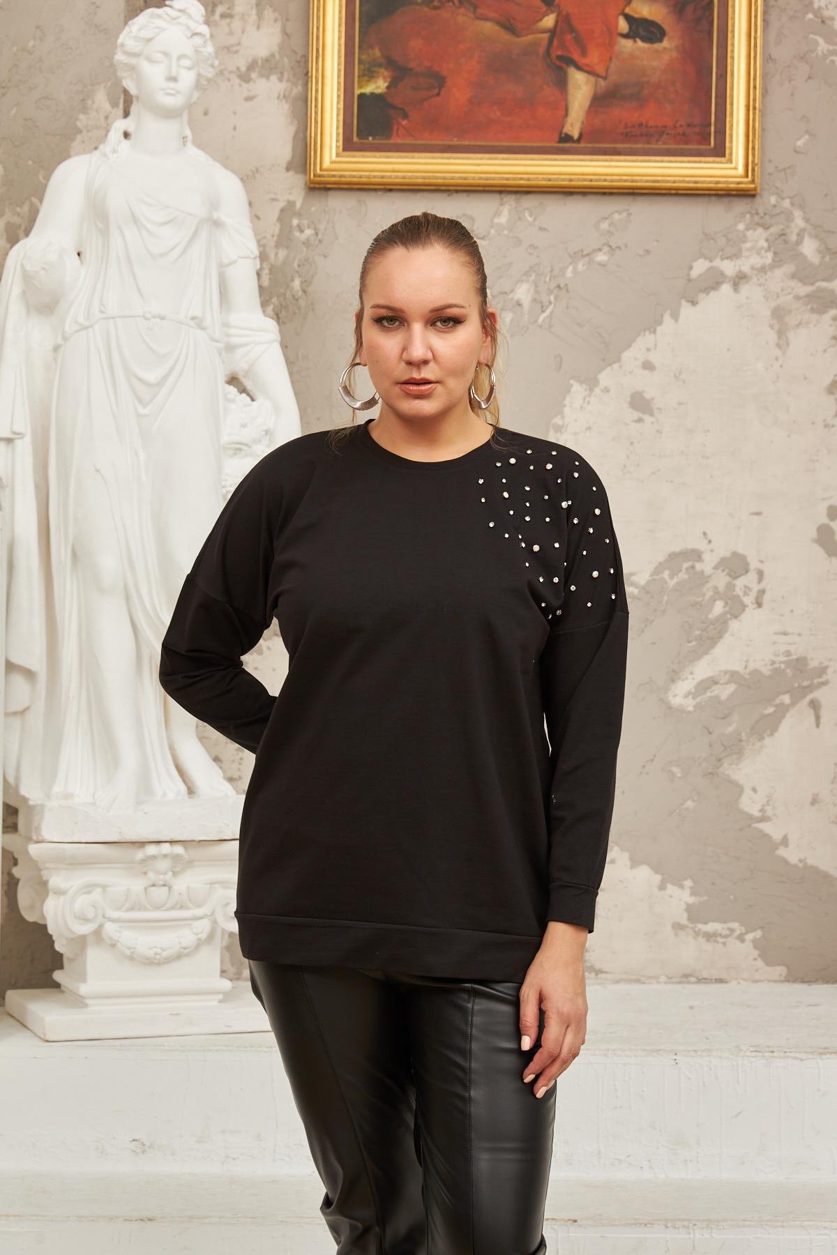 Rmg Omuz Taş Detaylı Büyük Beden Siyah Sweatshirt