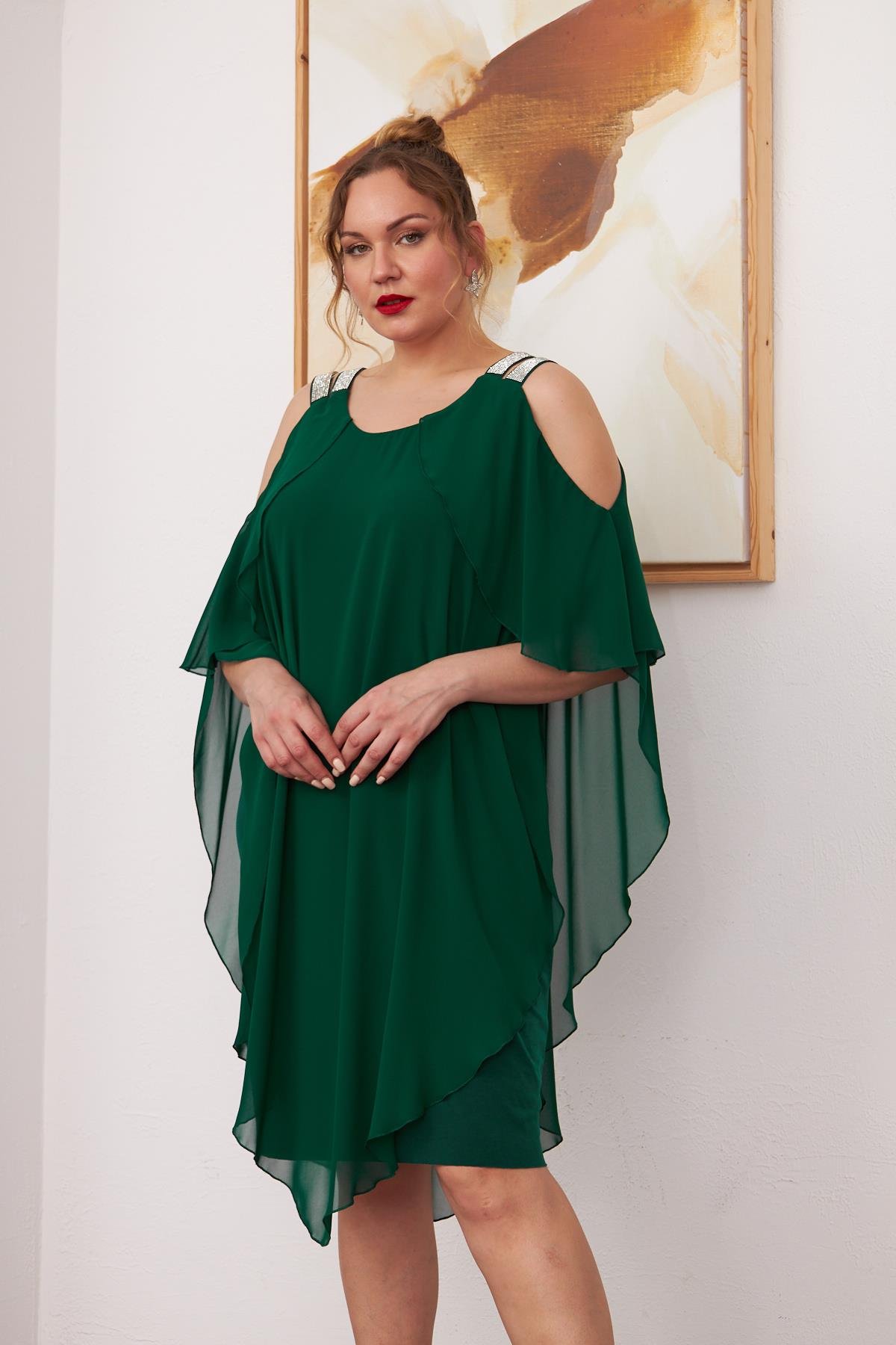 Rmg Omuz Taş Detaylı Şifon Büyük Beden Zümrüt Elbise	