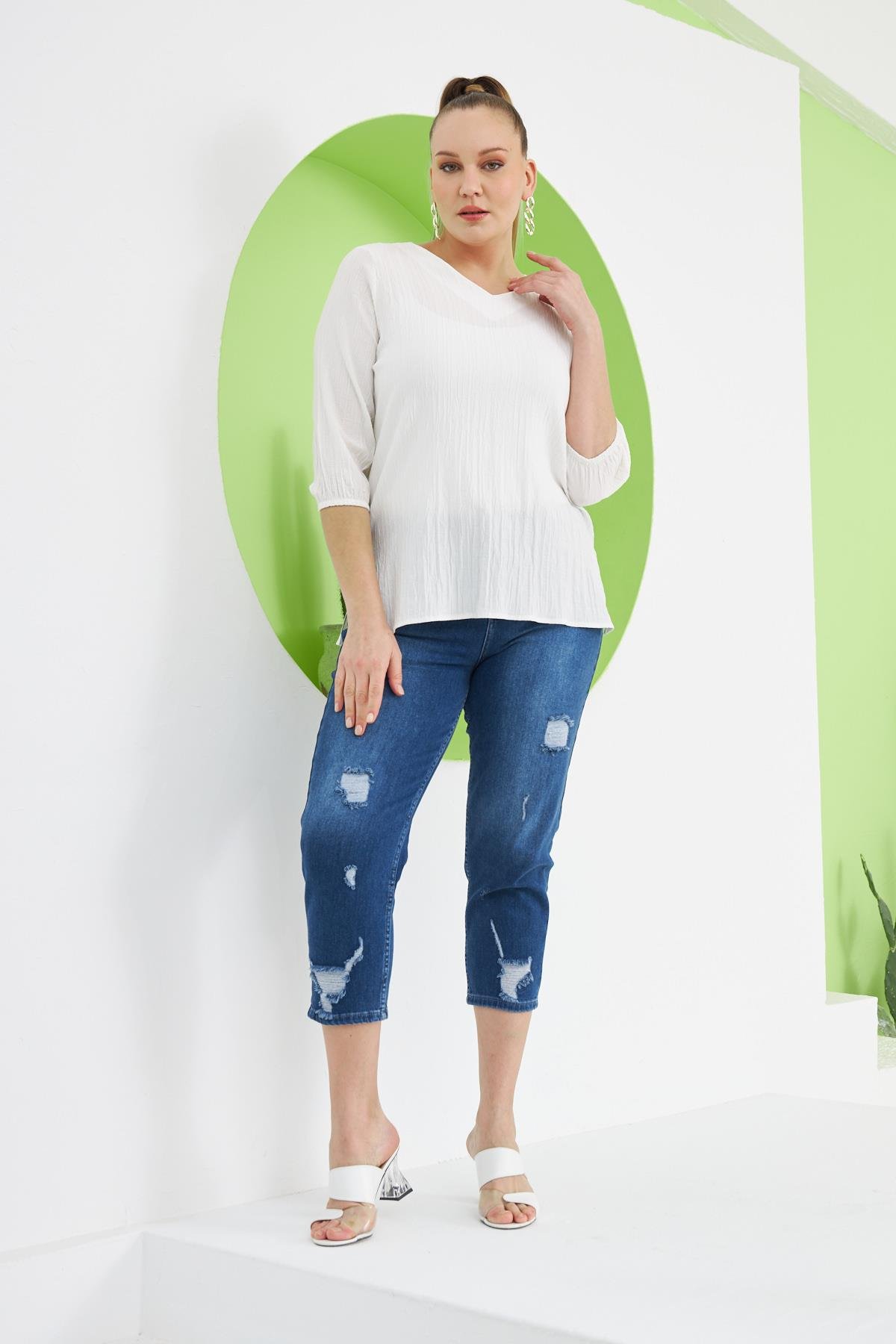 Rmg Sırt Bağcık Detaylı V Yaka Büyük Beden Beyaz Bluz