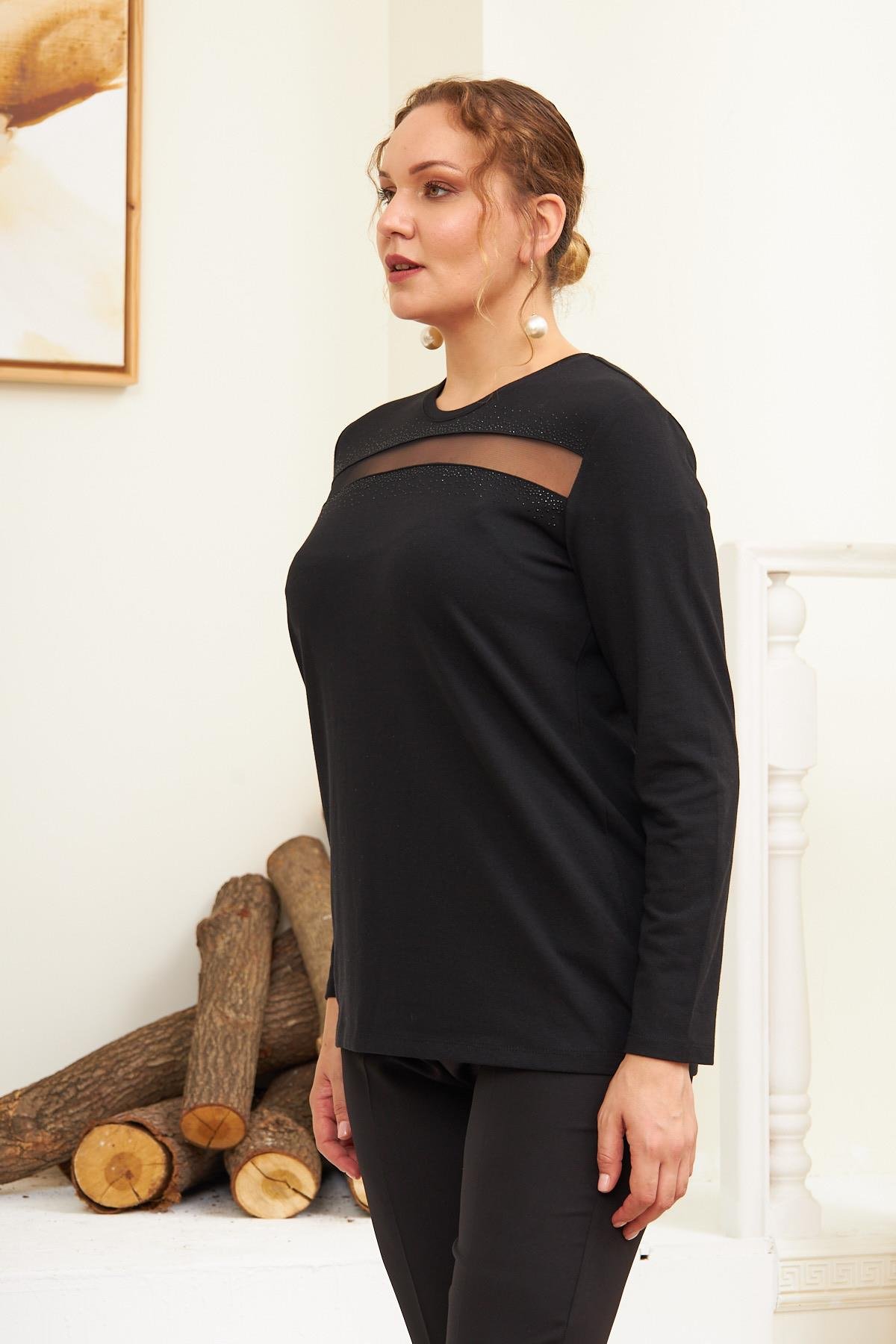 Rmg Taş ve Tül Detaylı Büyük Beden Siyah Bluz