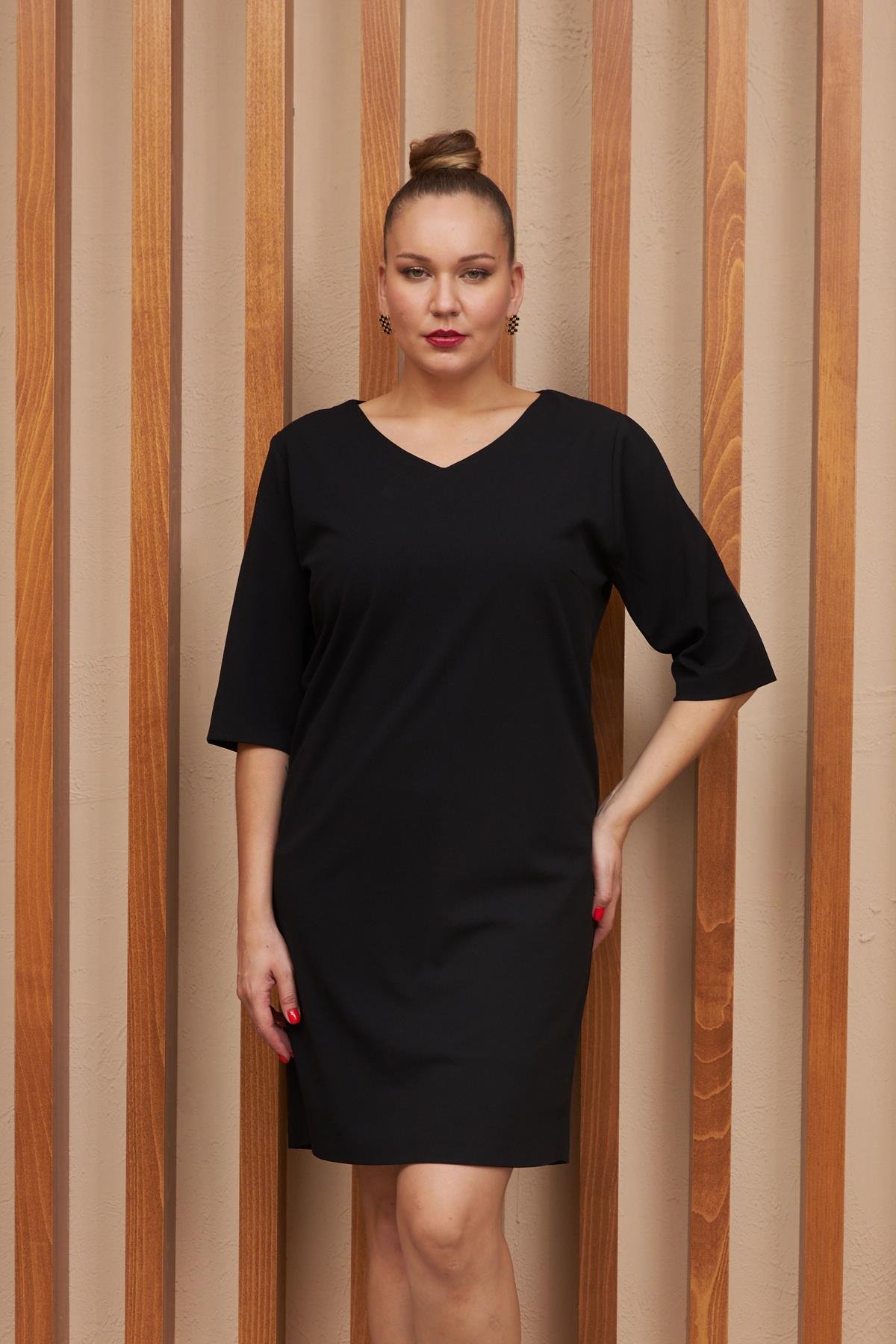 Rmg Yarım Kol Arkadan Yırtmaçlı Büyük Beden Siyah Elbise