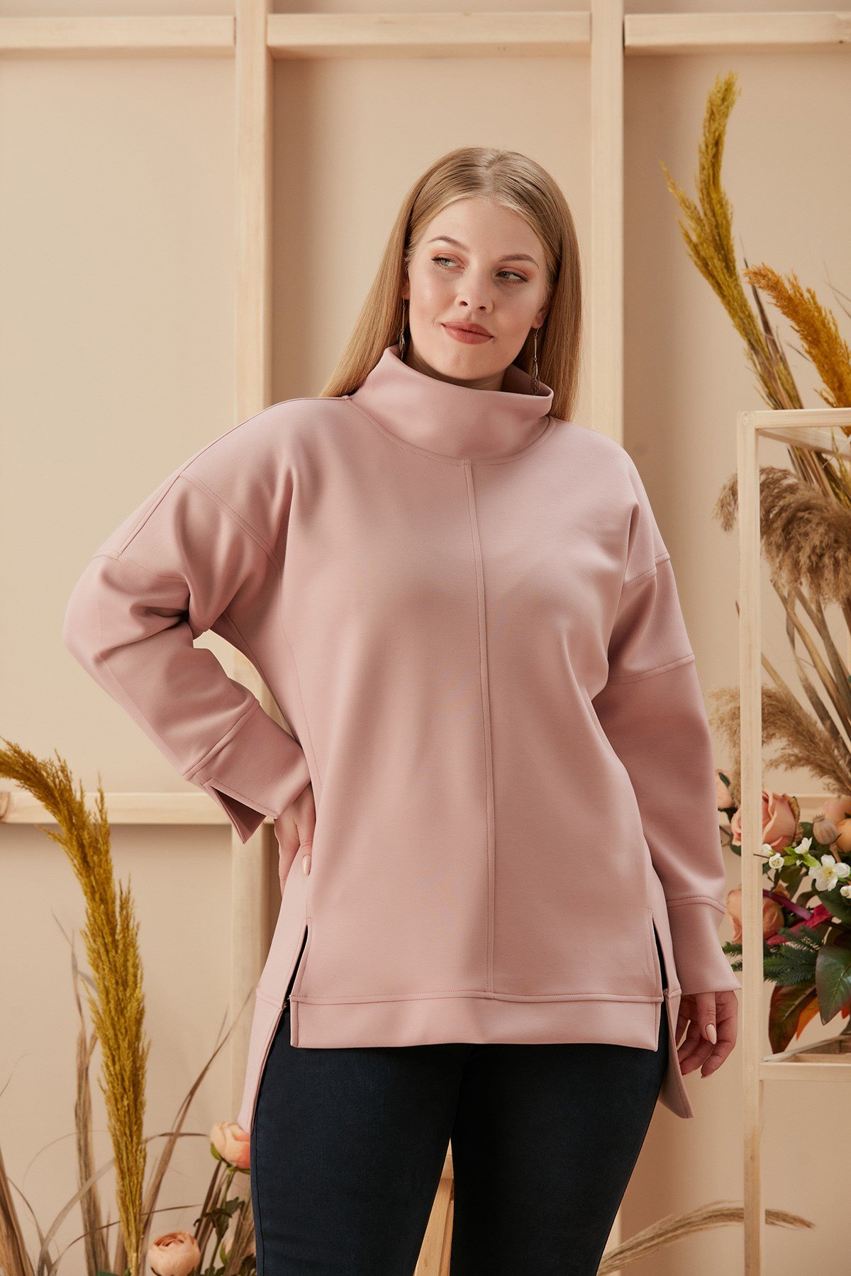 Rmg Yırtmaç Detaylı Boğazlı Gül Büyük Beden Sweatshirt