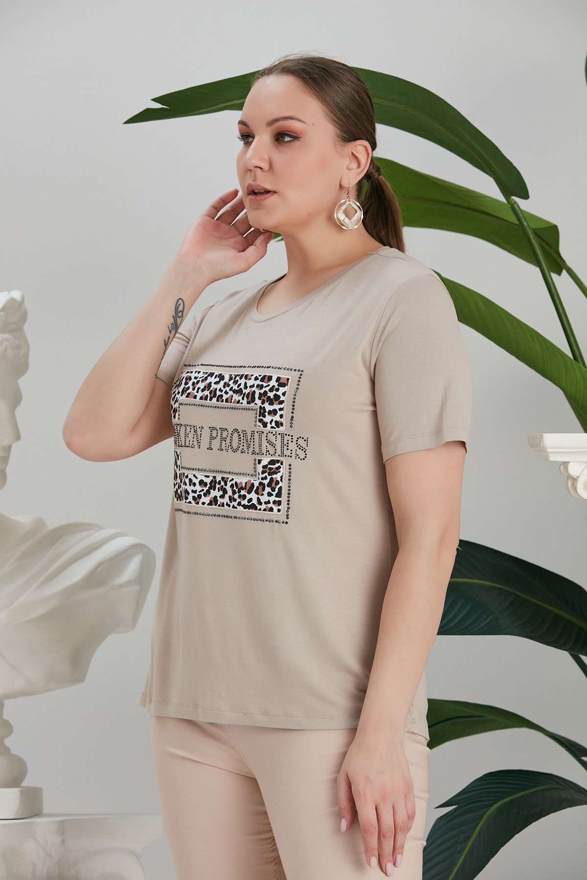 T-SHIRT  44-50