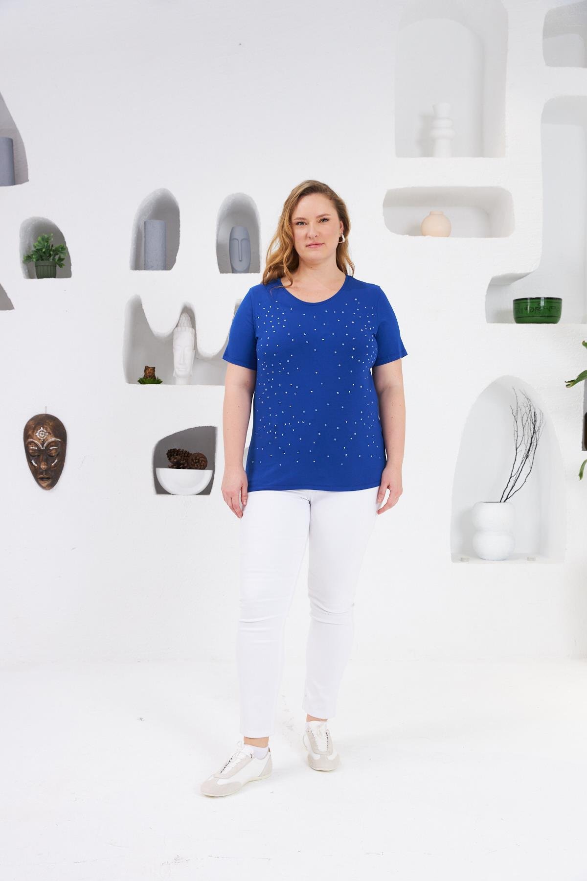 Taş İşlemeli Bisiklet Yaka Büyük Beden Tişört Saks