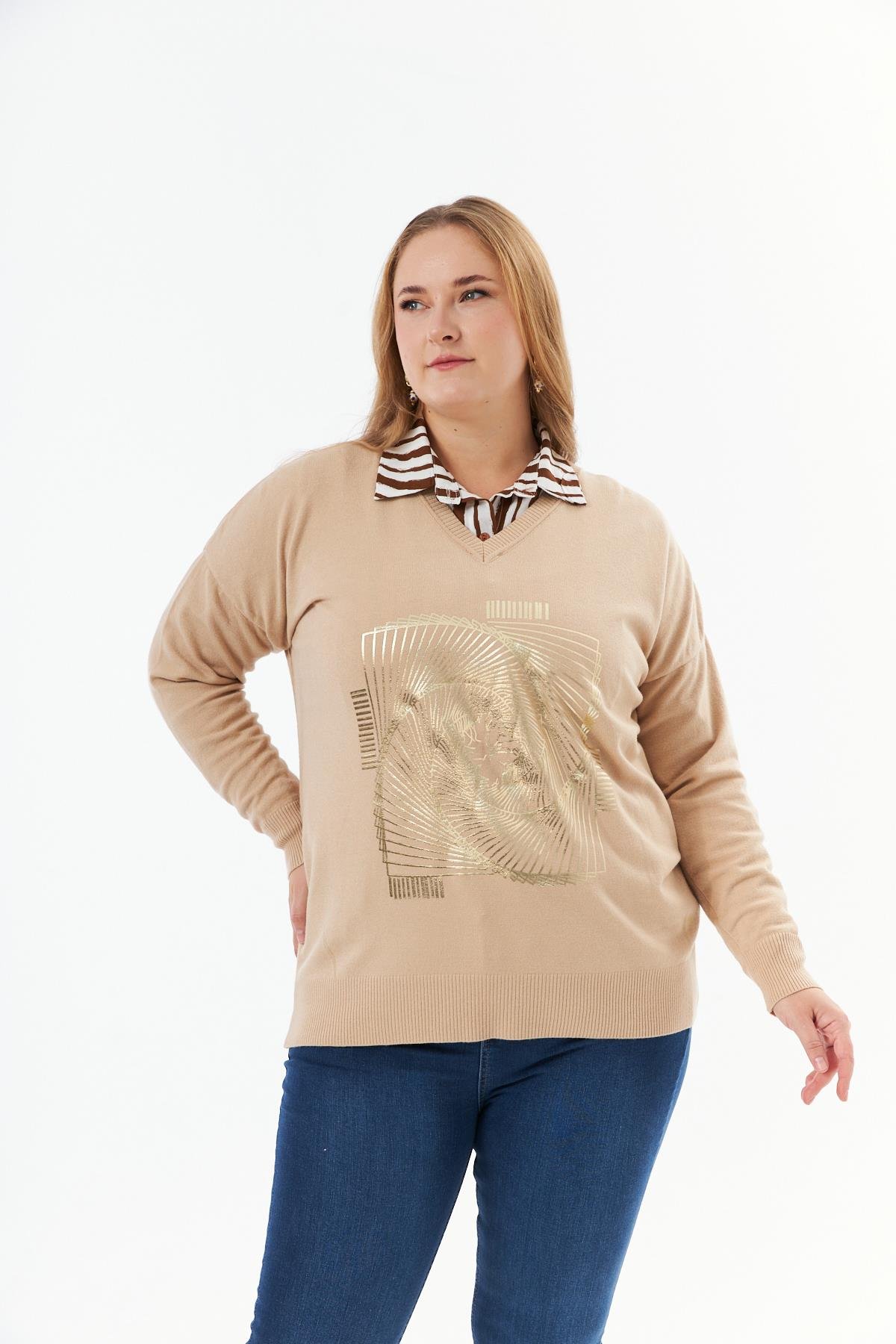 V YAKA BASKILI TRİKO  1-2