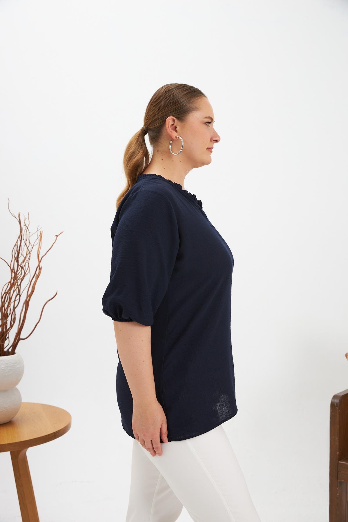 Volanlı V Yaka Kısa Kol Kadın Bluz Lacivert