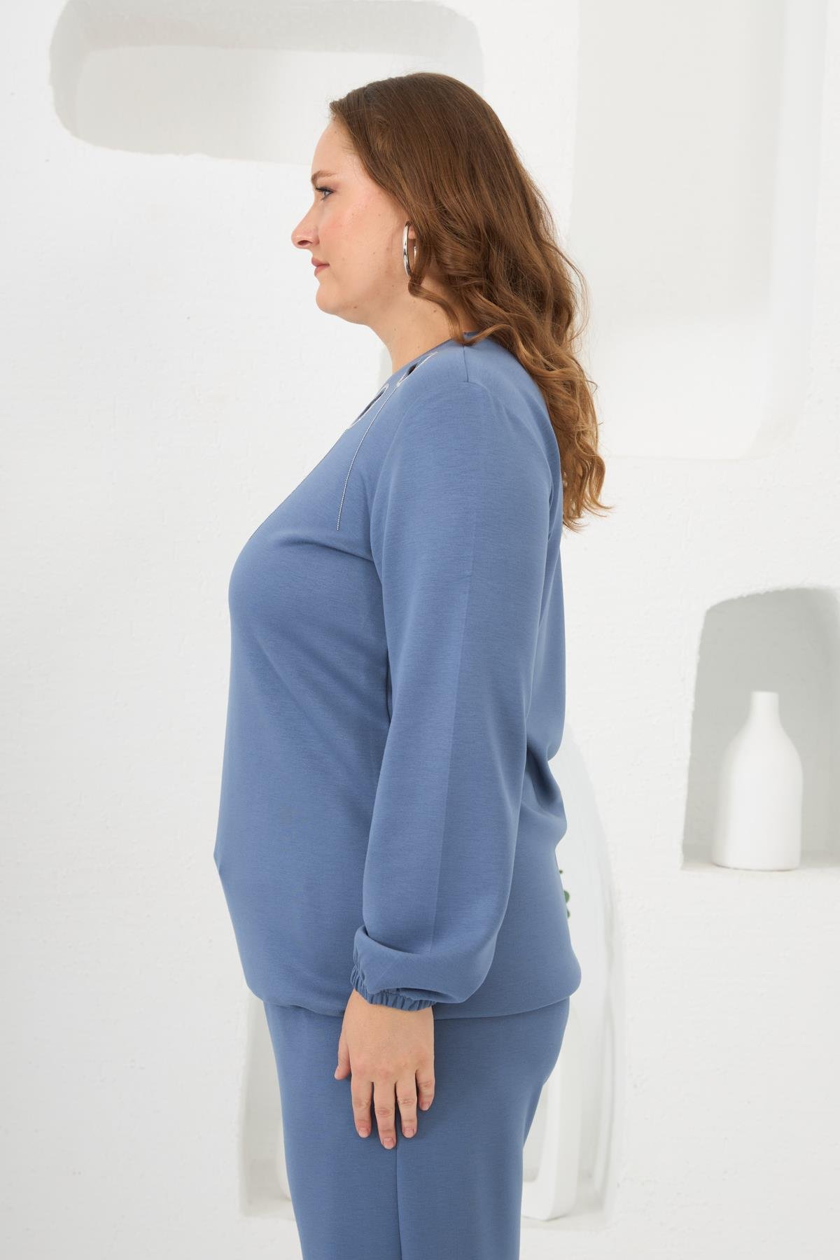 Yaka Detaylı Kol ve Eteği Büzgülü Büyük Beden Sweat İndigo