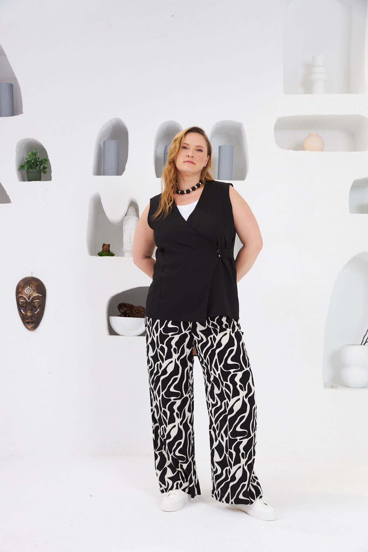 Yandan Düğmeli Büyük Beden Yelek Siyah