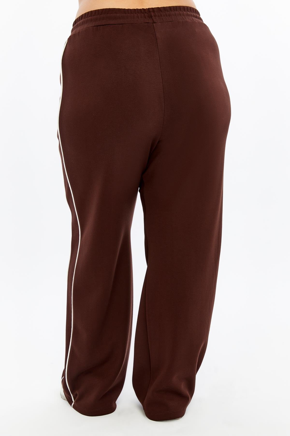 Yanları Çift Şeritli Beli Lastikli Büyük Beden Eşofman Altı Kahve