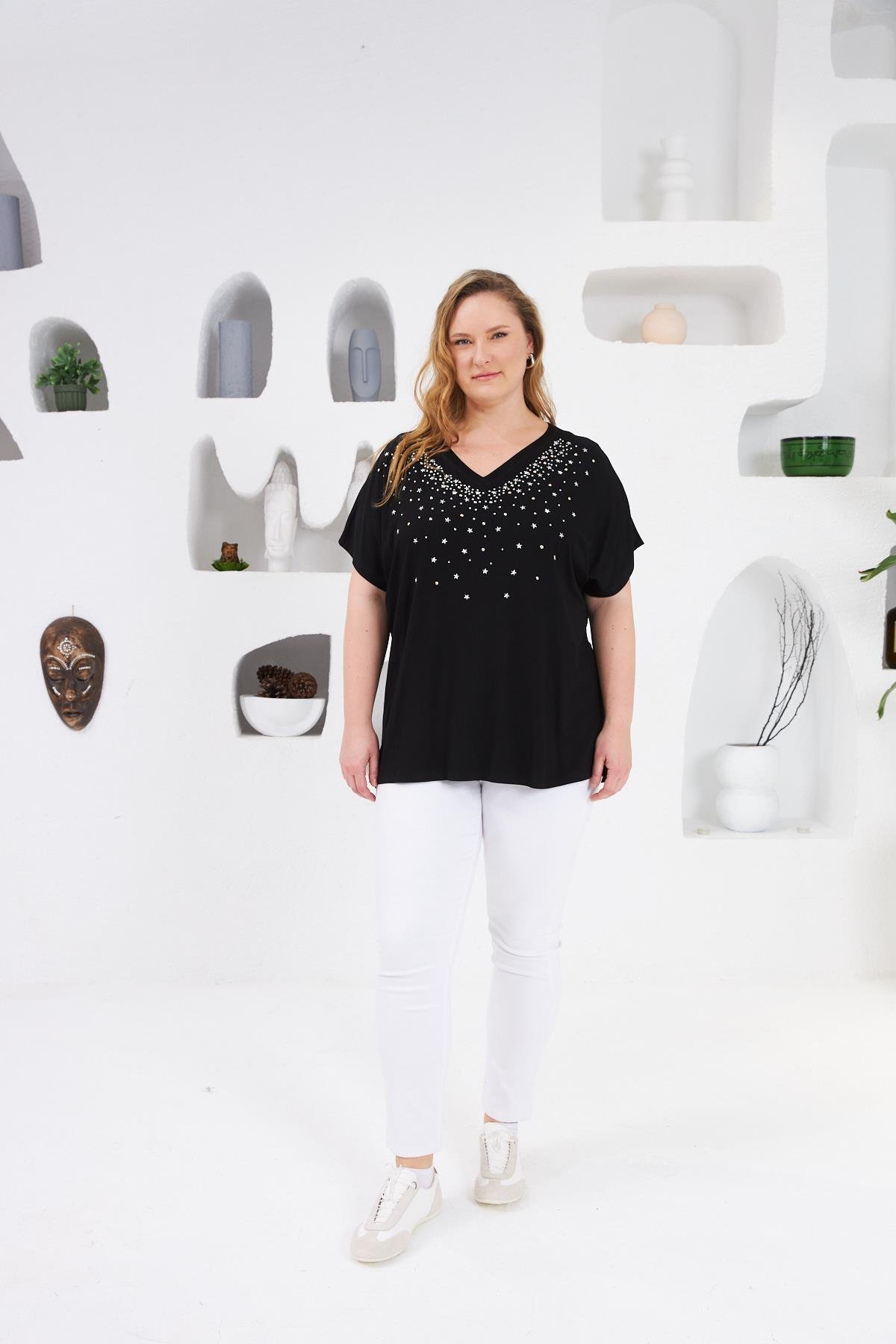 Yıldız Taş Baskılı Büyük Beden Tişört Siyah