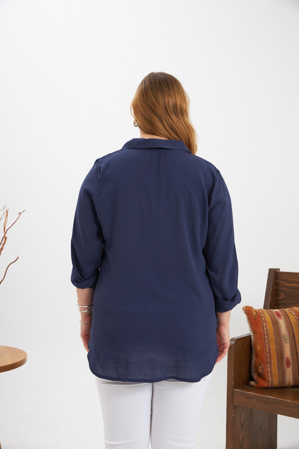 Zincir Nakış Detay Büyük Beden Gömlek Lacivert