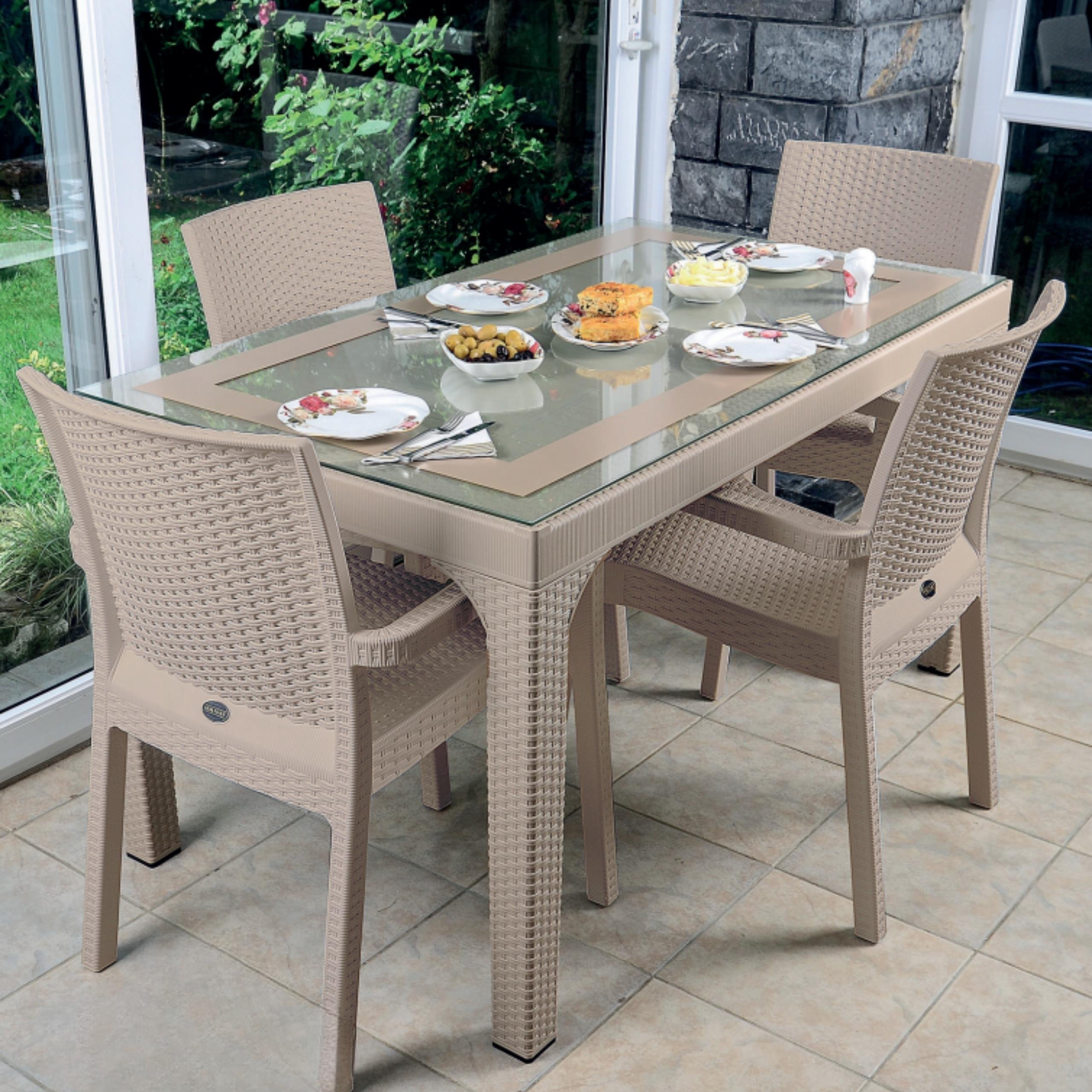 Holiday HM725 80x140 Rattan Camlı Masa Kahverengi