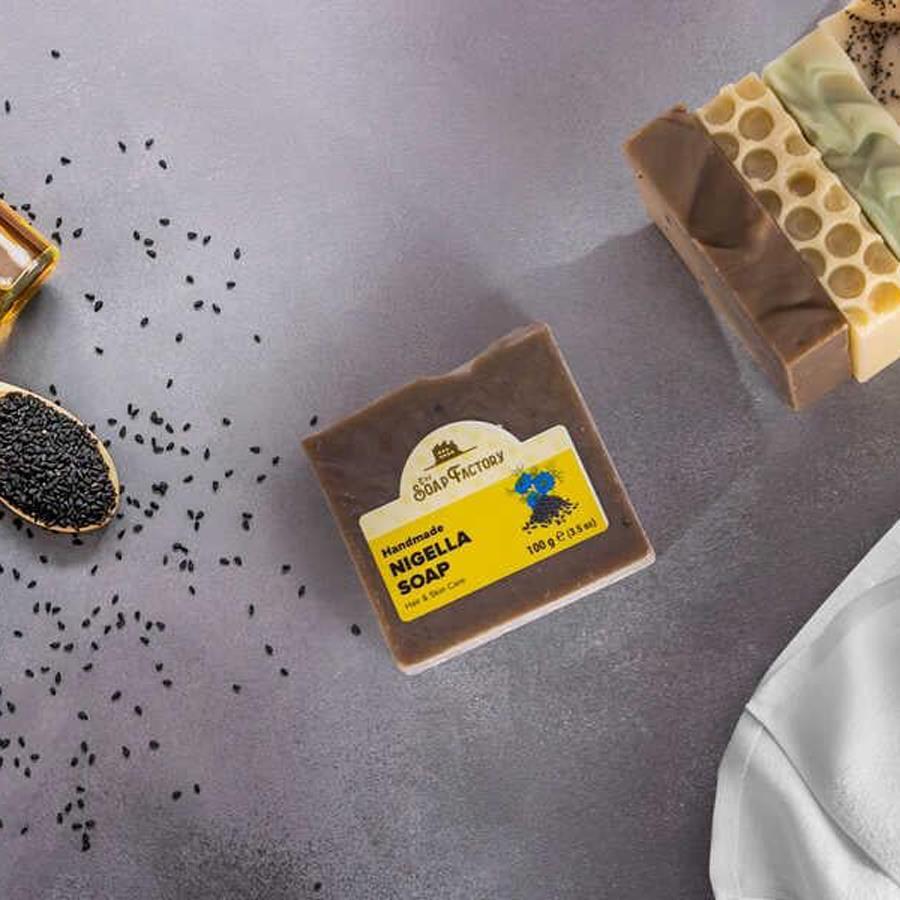 The Soap Factory İpek Seri El Yapımı Çörek Otu Sabunu 100 g