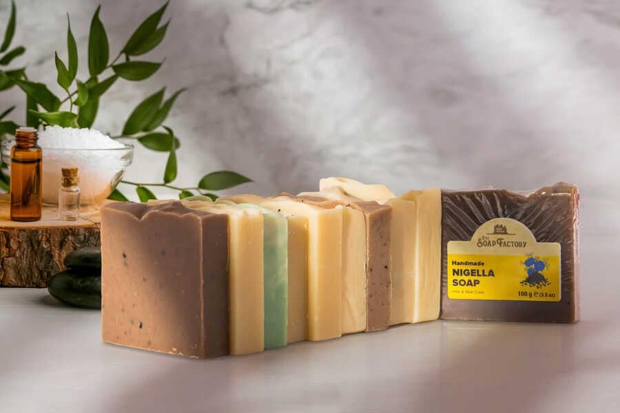The Soap Factory İpek Seri El Yapımı Çörek Otu Sabunu 100 g x 3 Adet (Toplam 300 g) 