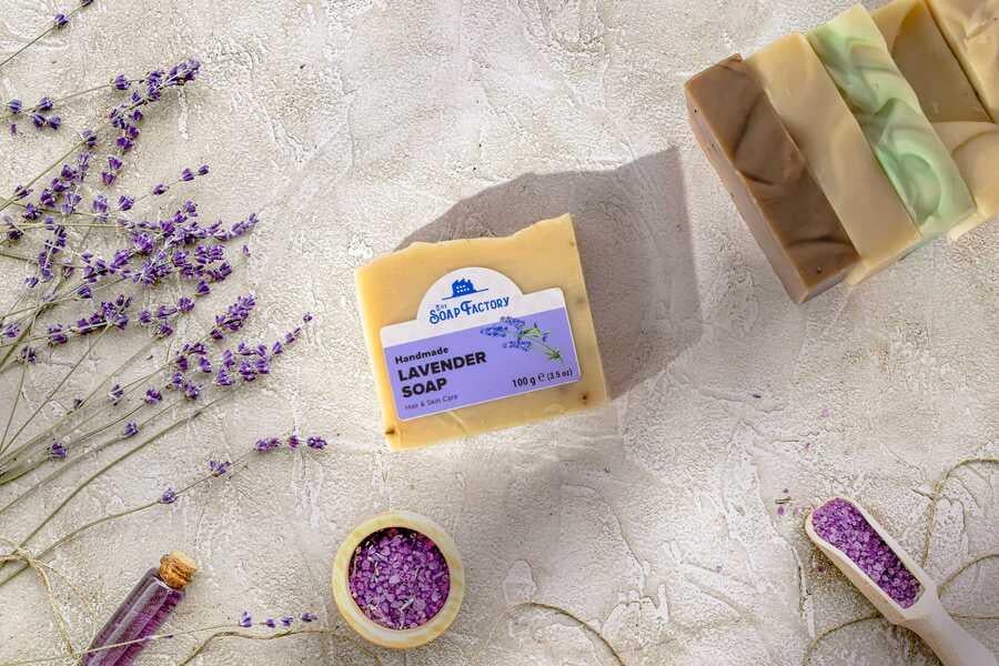 The Soap Factory İpek Seri El Yapımı Lavanta Sabunu 100 g x 3 Adet (Toplam 300 g) 