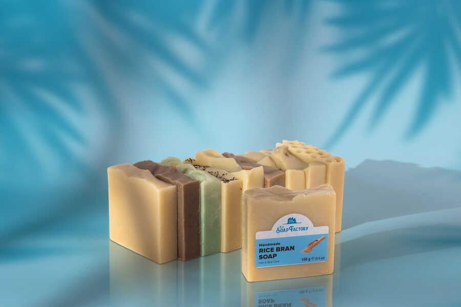 The Soap Factory İpek Seri El Yapımı Pirinç Kepeği Sabunu 100 g  x 3 Adet (Toplam 300 g) 