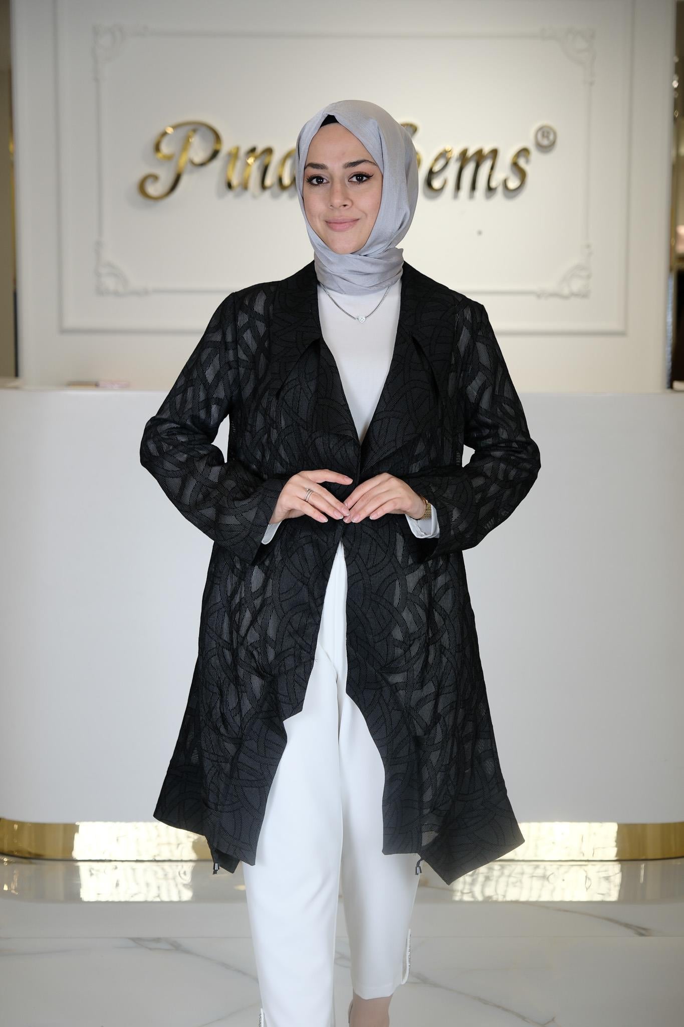 GİYÇIK SIYAH