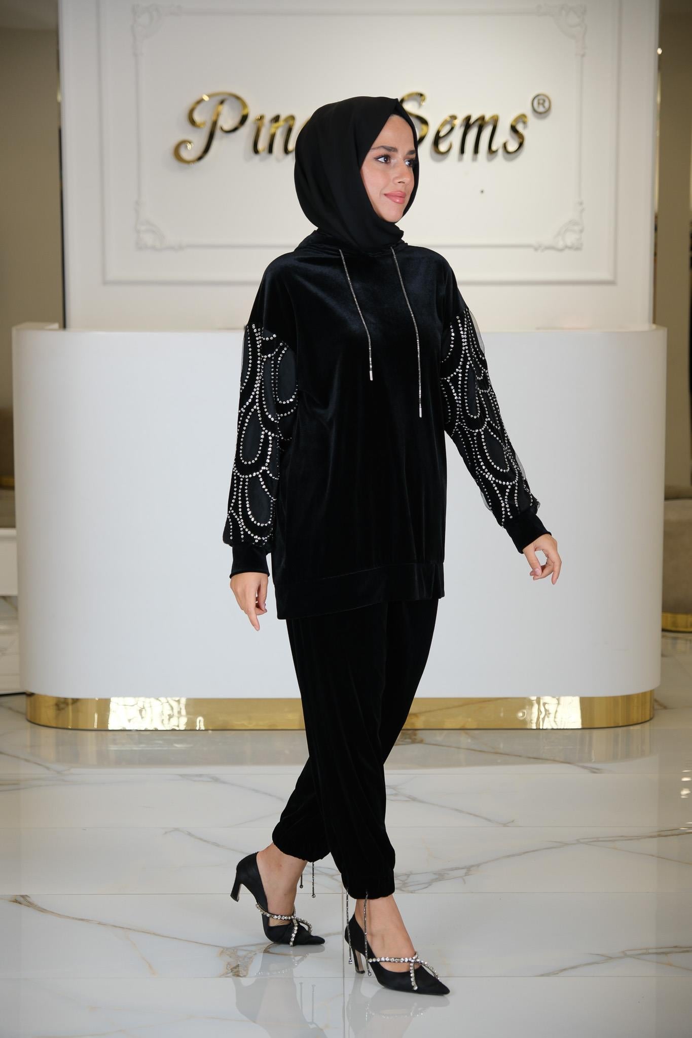 KOLU İŞLEMELİ TAKIM