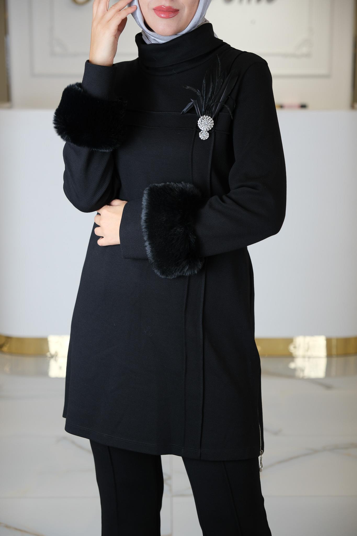 KÜRK DETAYLI TAKIM SIYAH