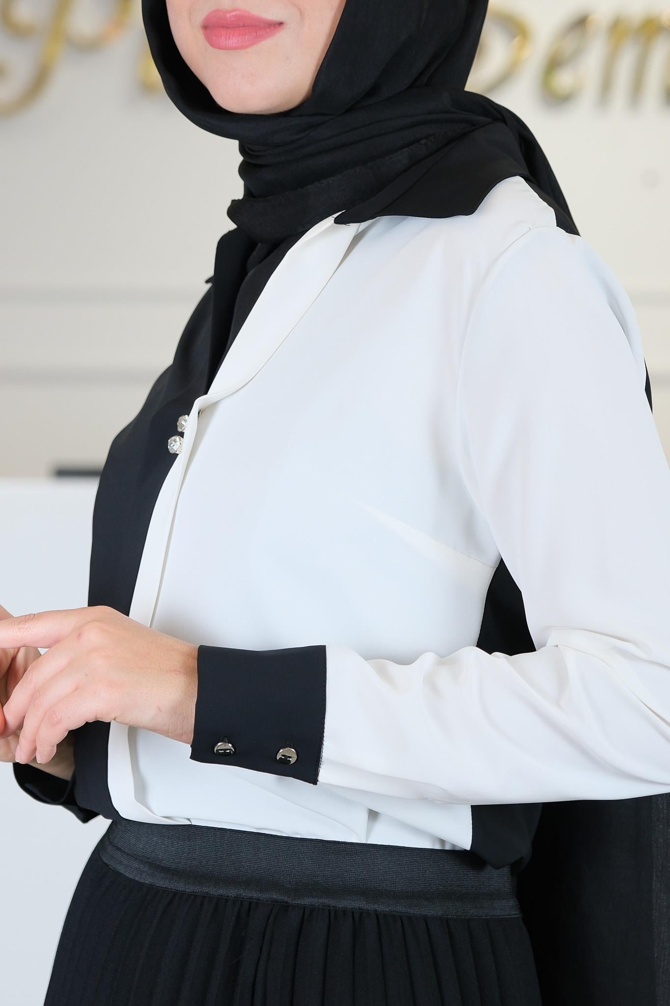 SİYAH EKRU KOMBİNLİ YAKASI TAŞ DÜĞMELİ GÖMLEK