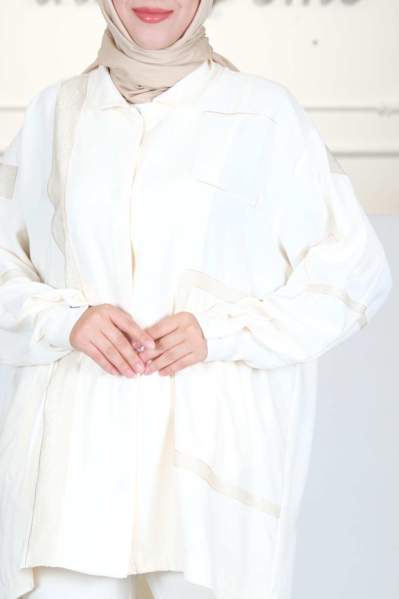 TAKIM EKRU