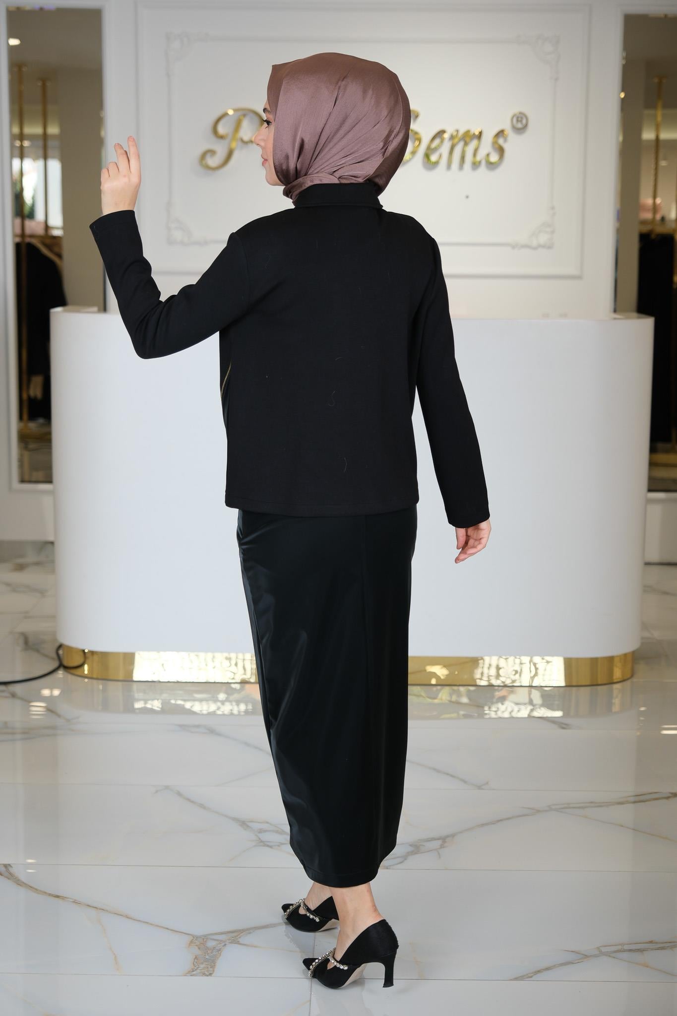 TAKIM SIYAH