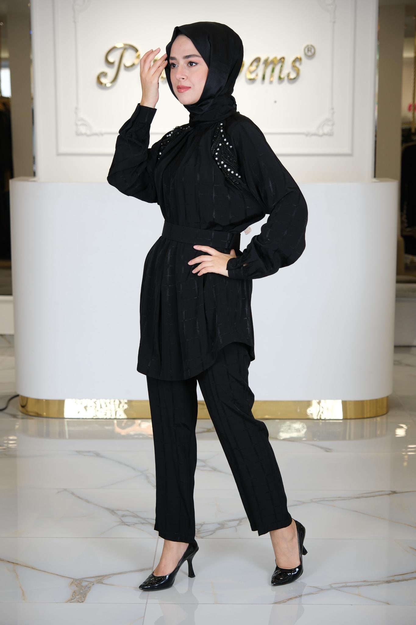 TAKIM SIYAH