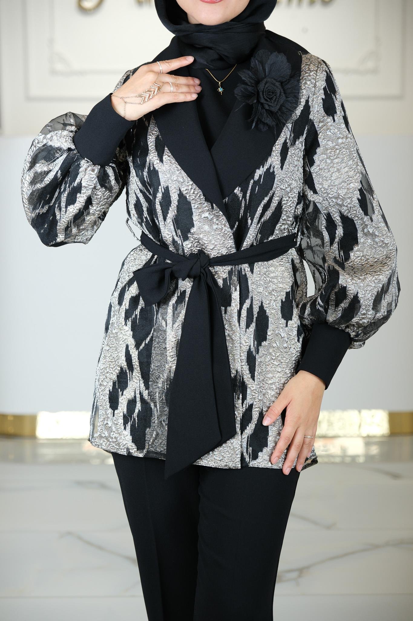 TAKIM SİYAH