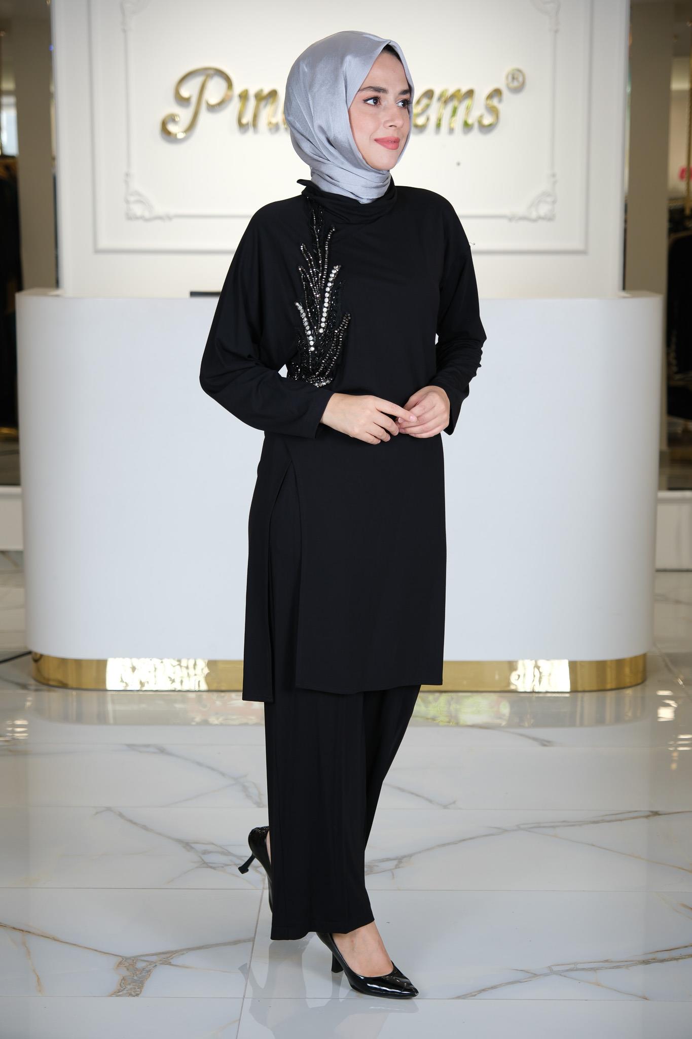TAKIM SIYAH