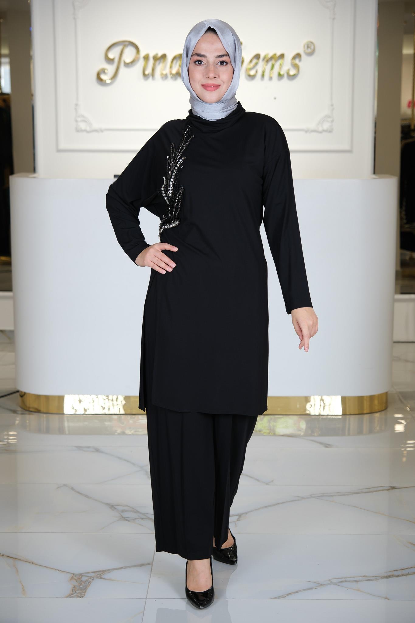 TAKIM SIYAH