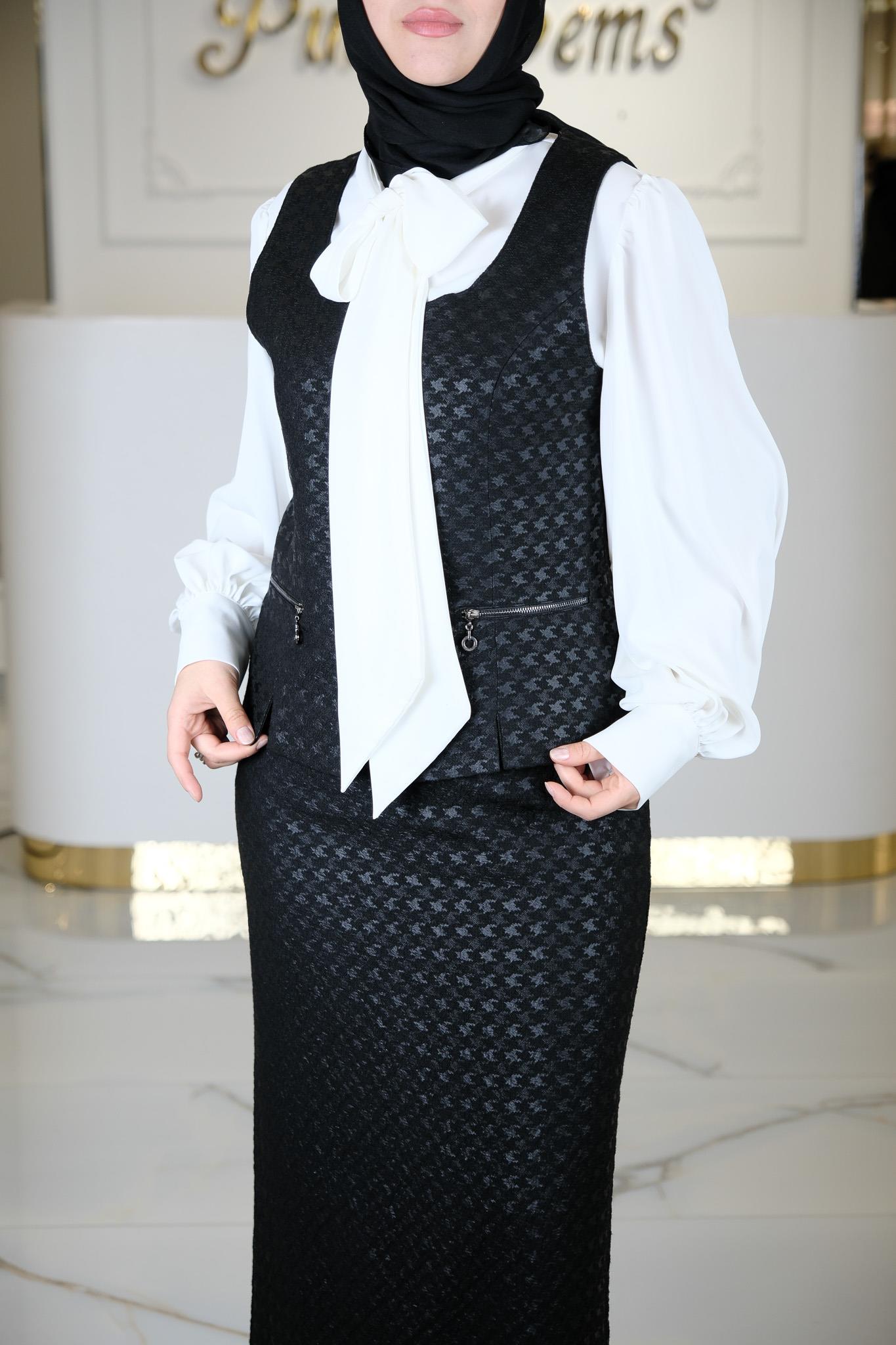 ÜÇLÜ TAKIM SIYAH