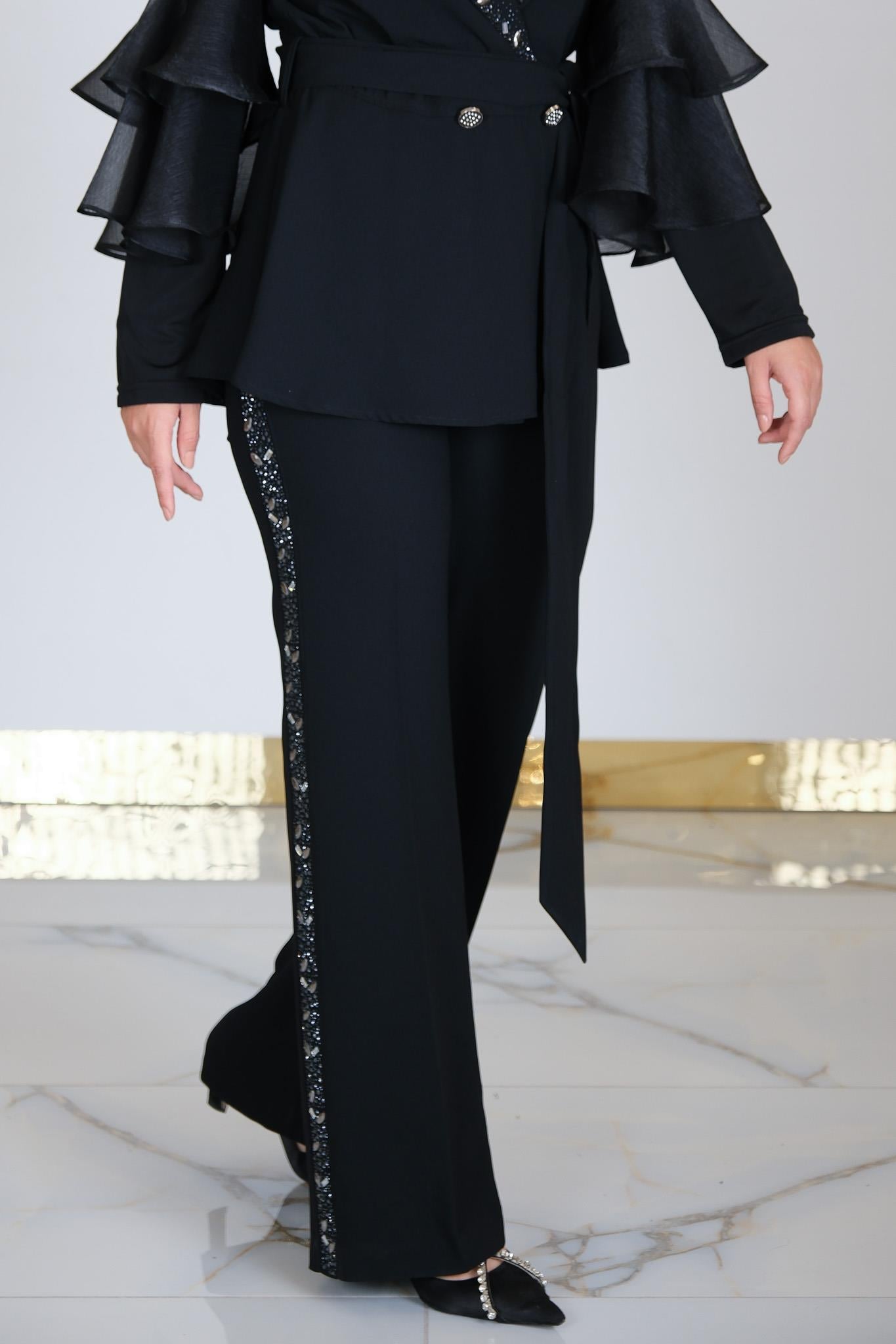 YANLARI TAŞ ŞERİTLİ PANTOLON 
