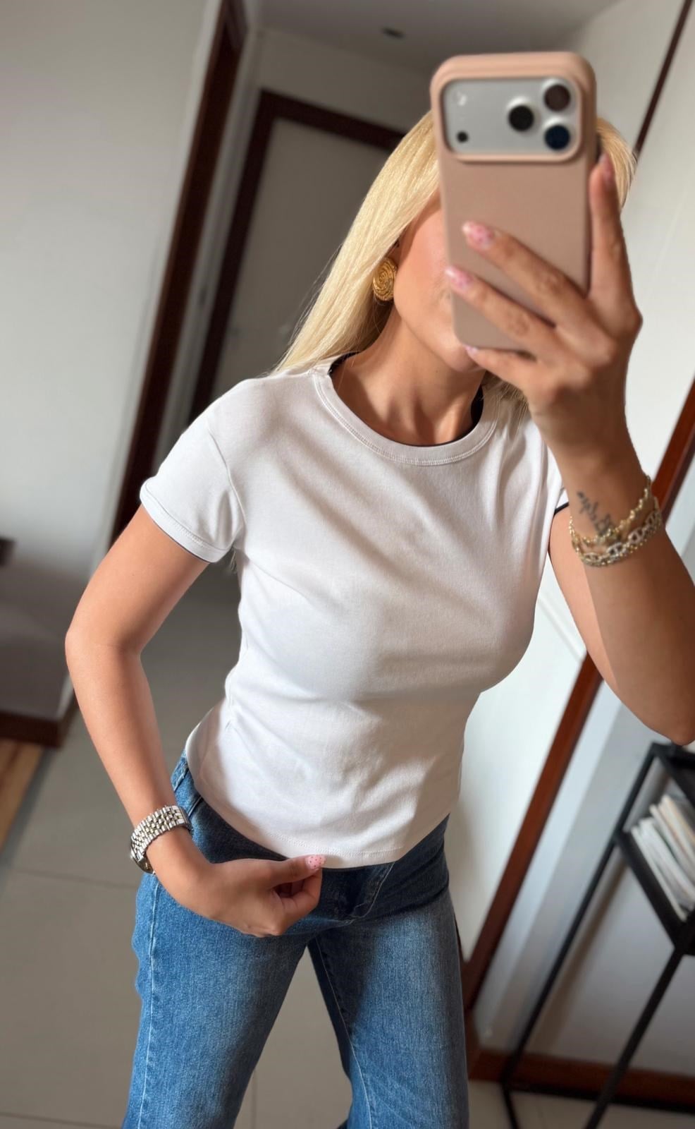 BEYAZ DİLVİN BİYELİ TSHİRT