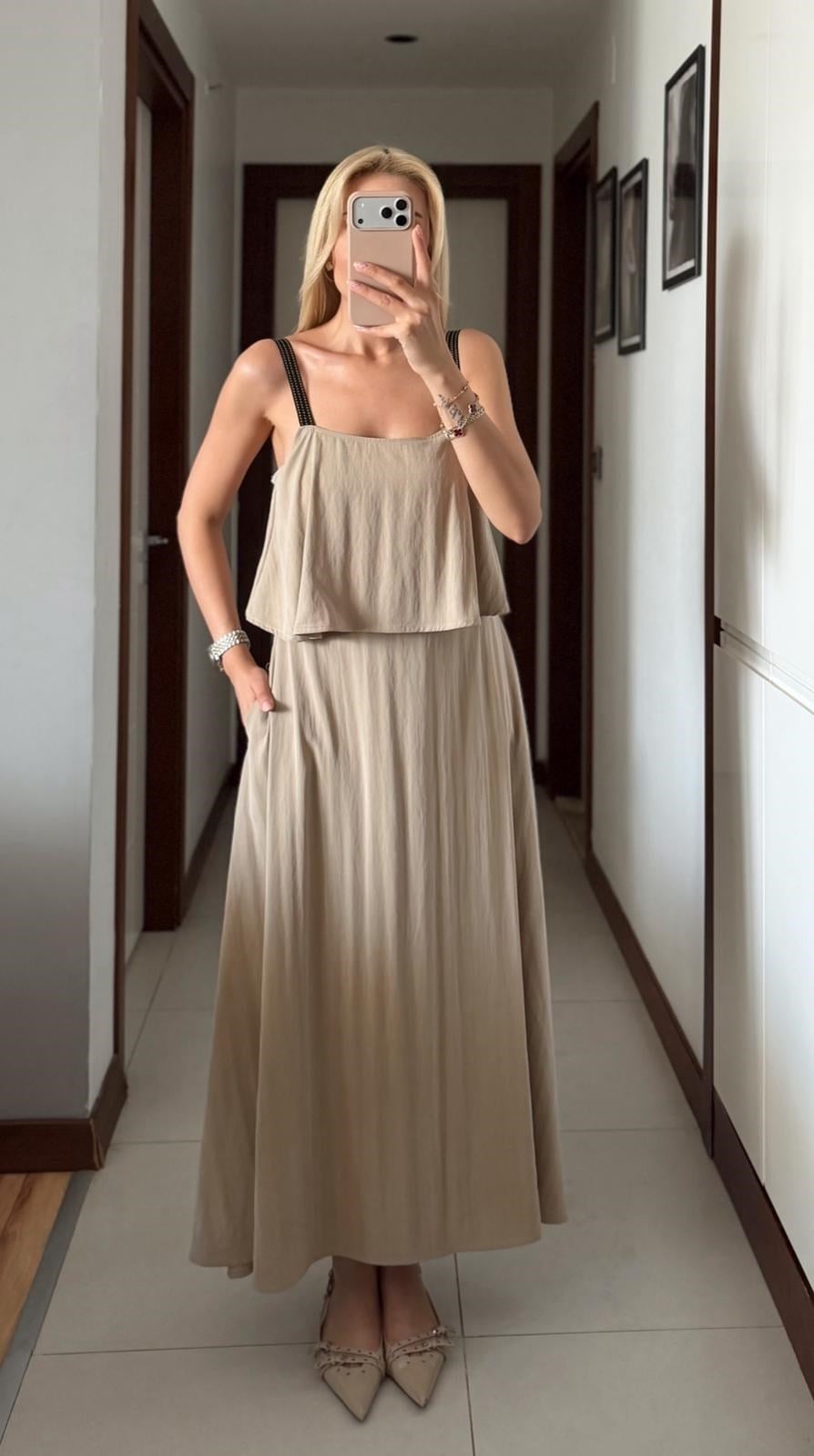 ÇİFT KATLI ASKILI MİDİ ELBİSE
