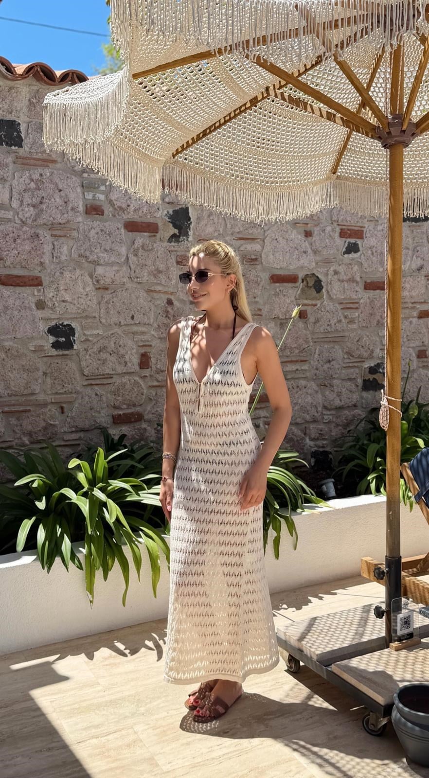 EKRU ÖNÜ KANCA DETAY BEACHWEAR ELBİSE