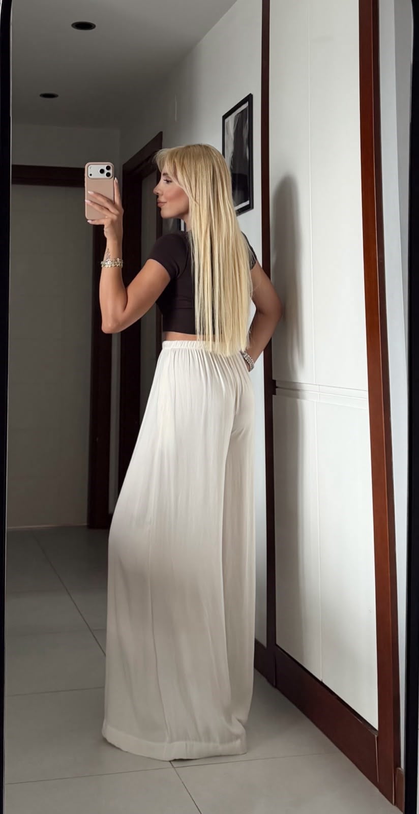 EKRU SATEN BELDEN LASTİKLİ DÖKÜMLÜ PANTOLON