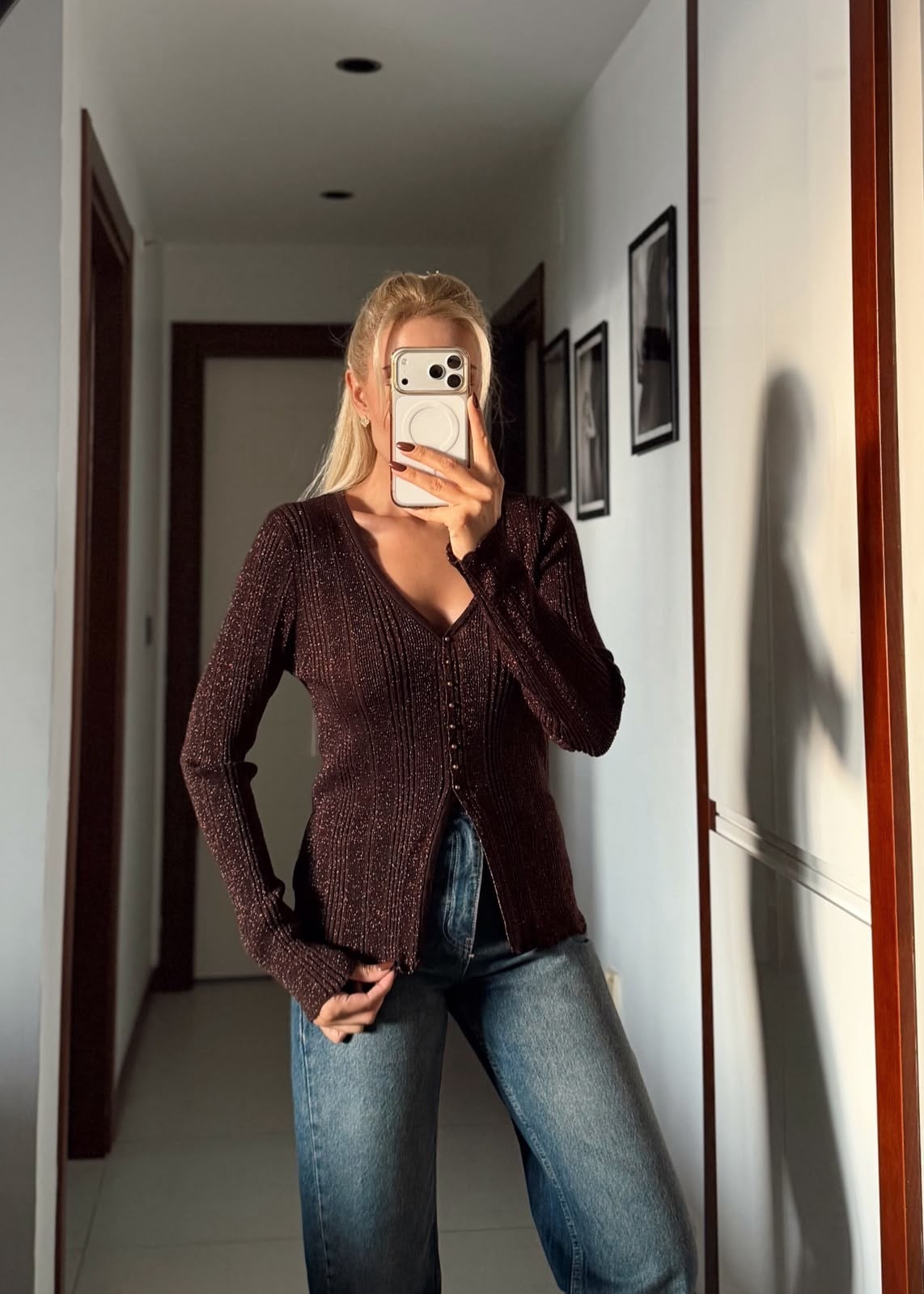 HEİRA KAHVE V YAKA DÜĞMELİ TRİKO