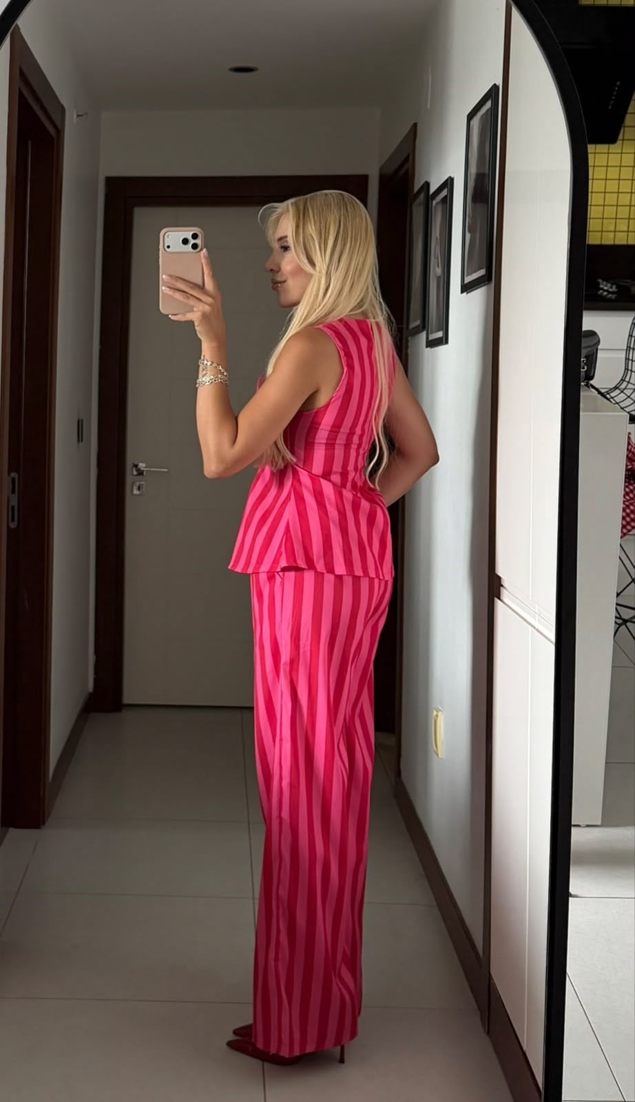 KIRMIZI PEMBE ÇİZGİLİ TAKIM