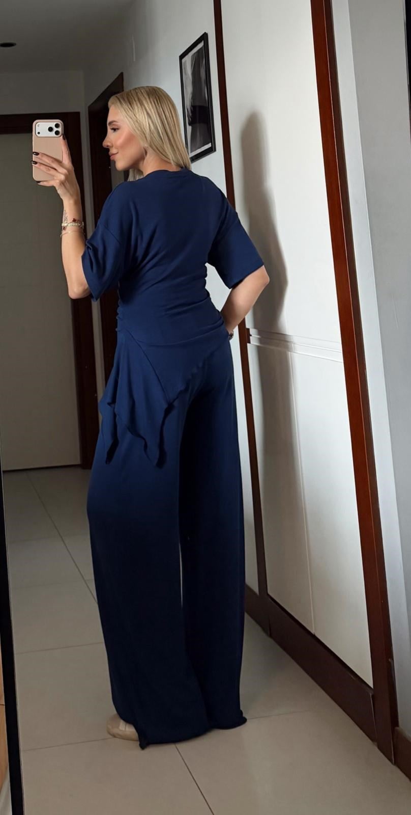LACİVERT RİBANA YANI BÜZGÜLÜ TSHİRT BELİ LASTİKLİ PANTOLON TAKIM