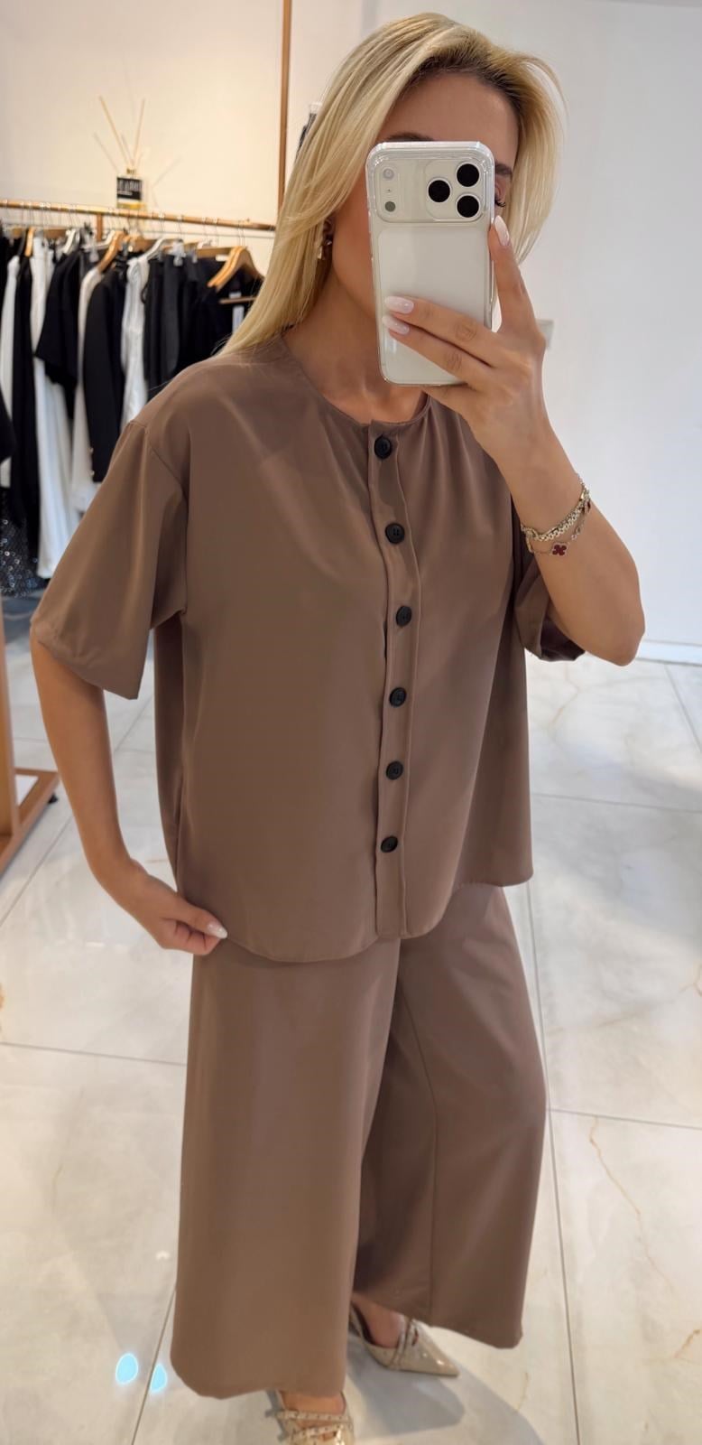 LİVYA TAKIM