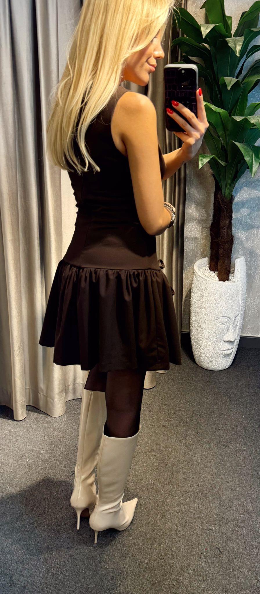 MARKA MODEL ZR FİYONK DETAY ELBİSE