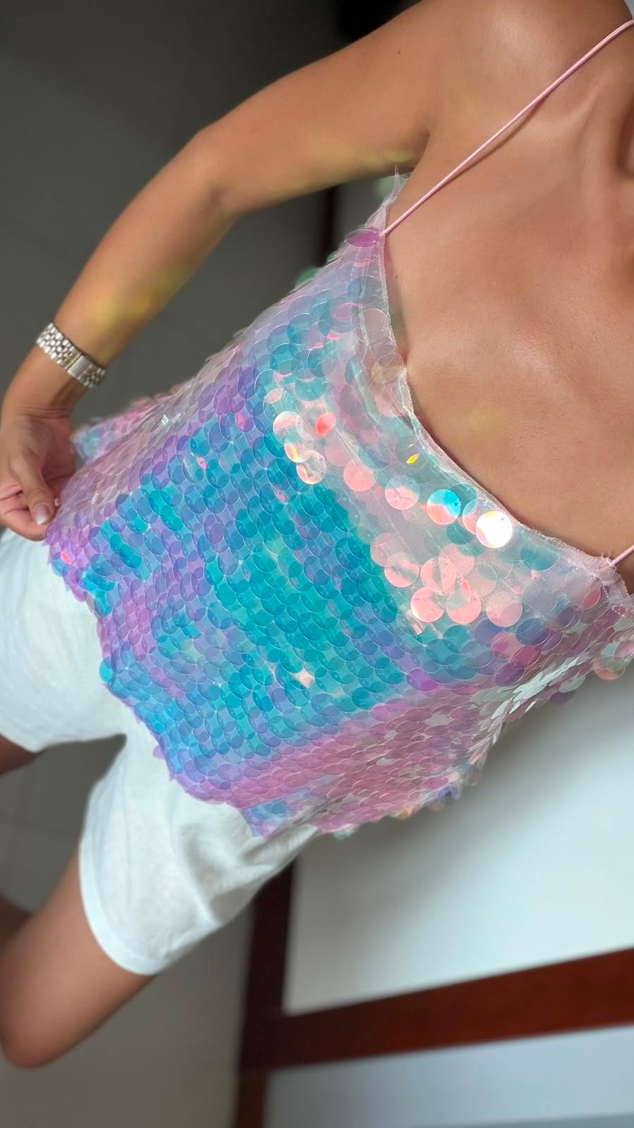 PEMBE MARKA MODEL İP ASKILI PULLU BLUZ