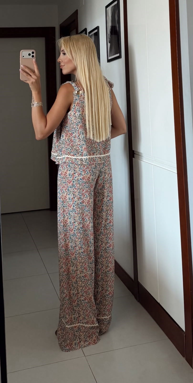 RENKLİ ÇİÇEKLİ BAĞLAMALI BLUZ PANTOLON TAKIM
